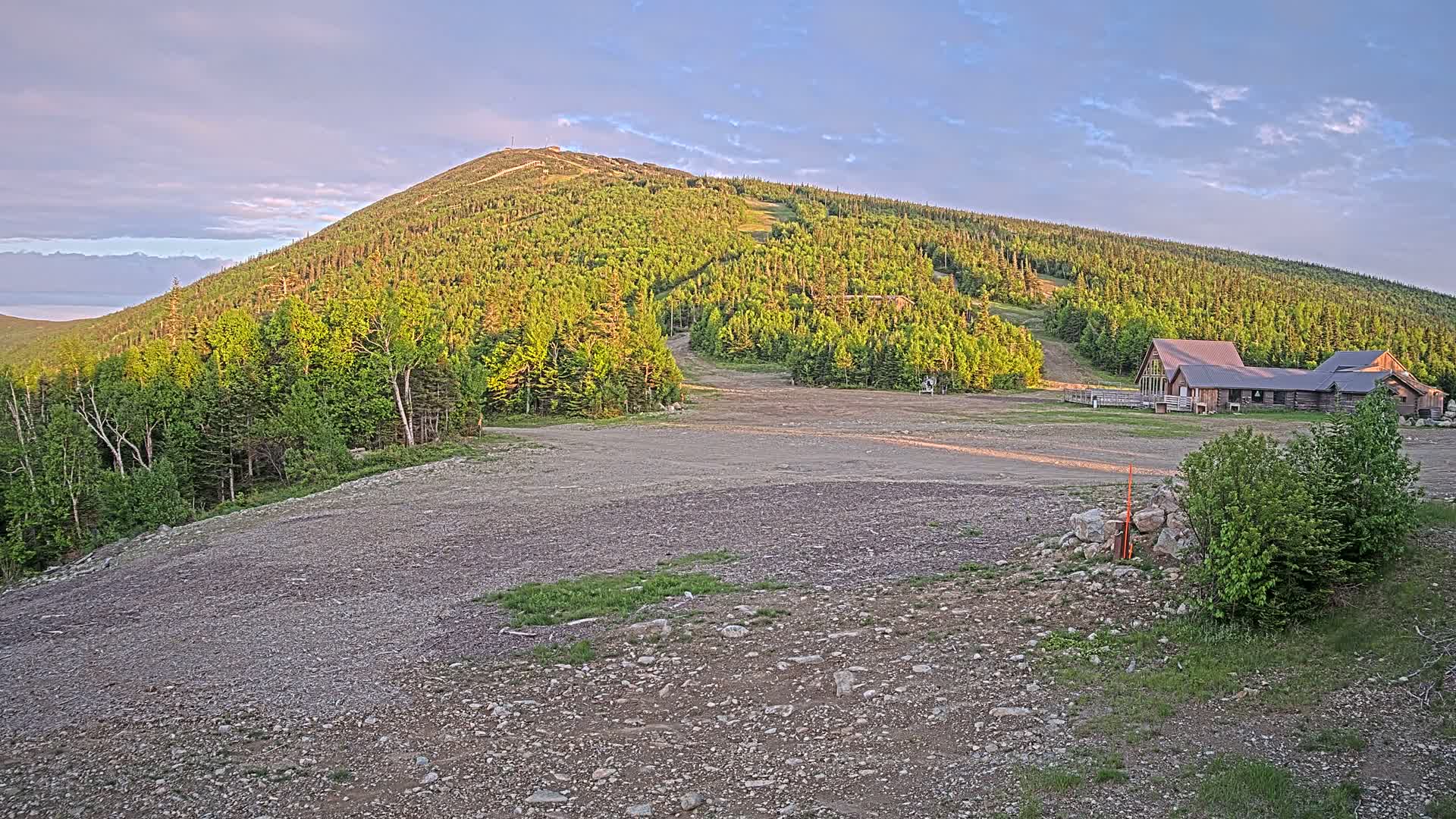 Kingfield, Sugarloaf Mountain Panaromic Live Cam - Kingfield, Franklin, Maine, USA