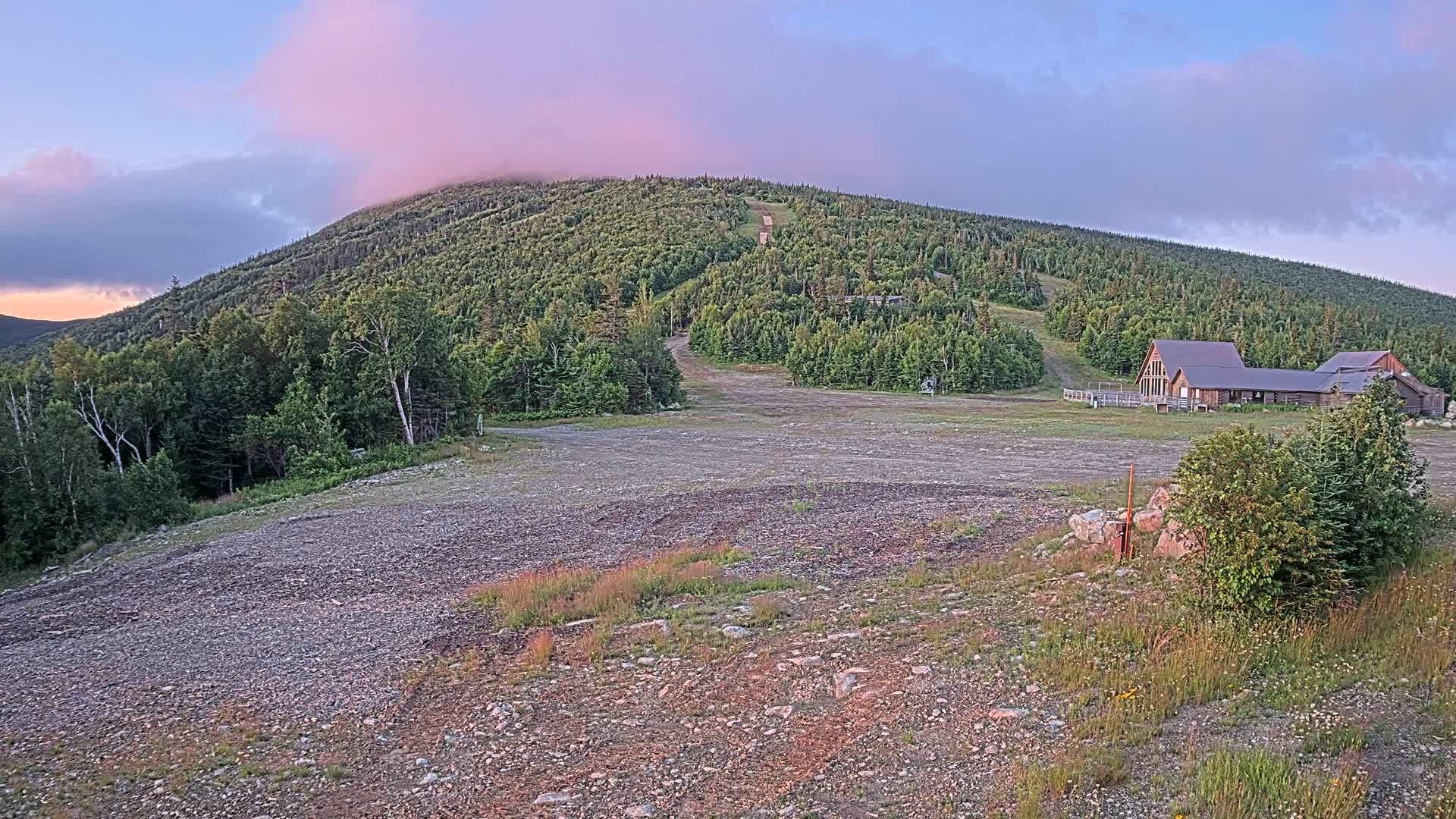 Kingfield, Sugarloaf Mountain Panaromic Live Cam - Kingfield, Franklin, Maine, USA