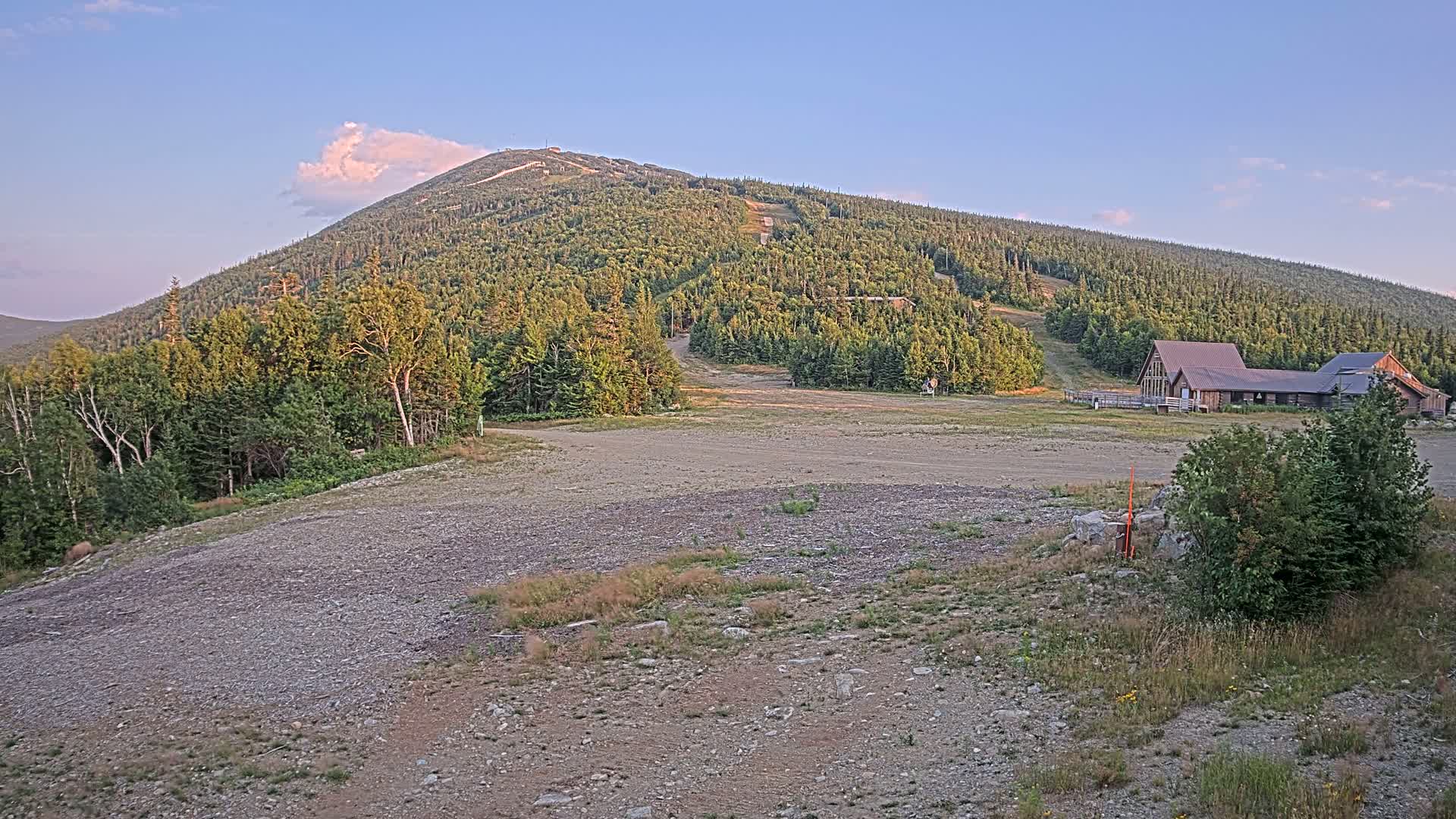 Kingfield, Sugarloaf Mountain Panaromic Live Cam - Kingfield, Franklin, Maine, USA