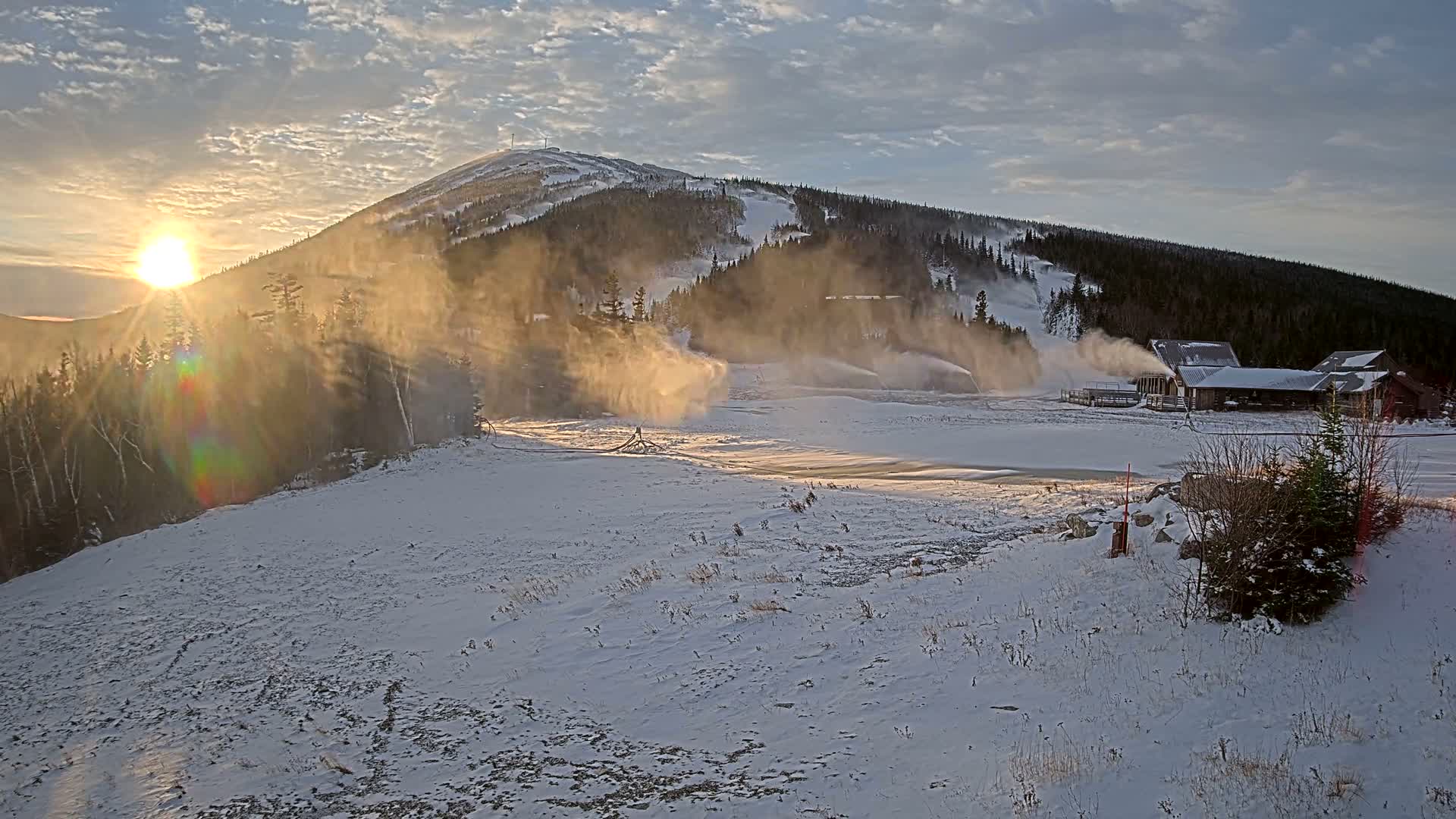 Kingfield, Sugarloaf Mountain Panaromic Live Cam - Kingfield, Franklin, Maine, USA