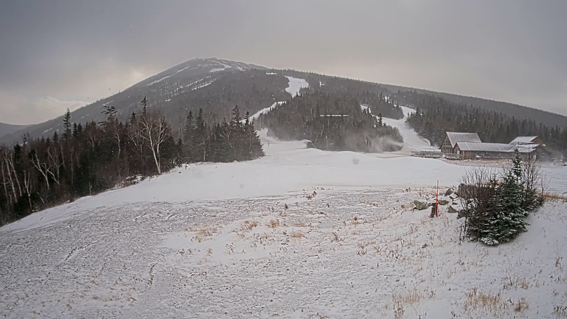 Kingfield, Sugarloaf Mountain Panaromic Live Cam - Kingfield, Franklin, Maine, USA