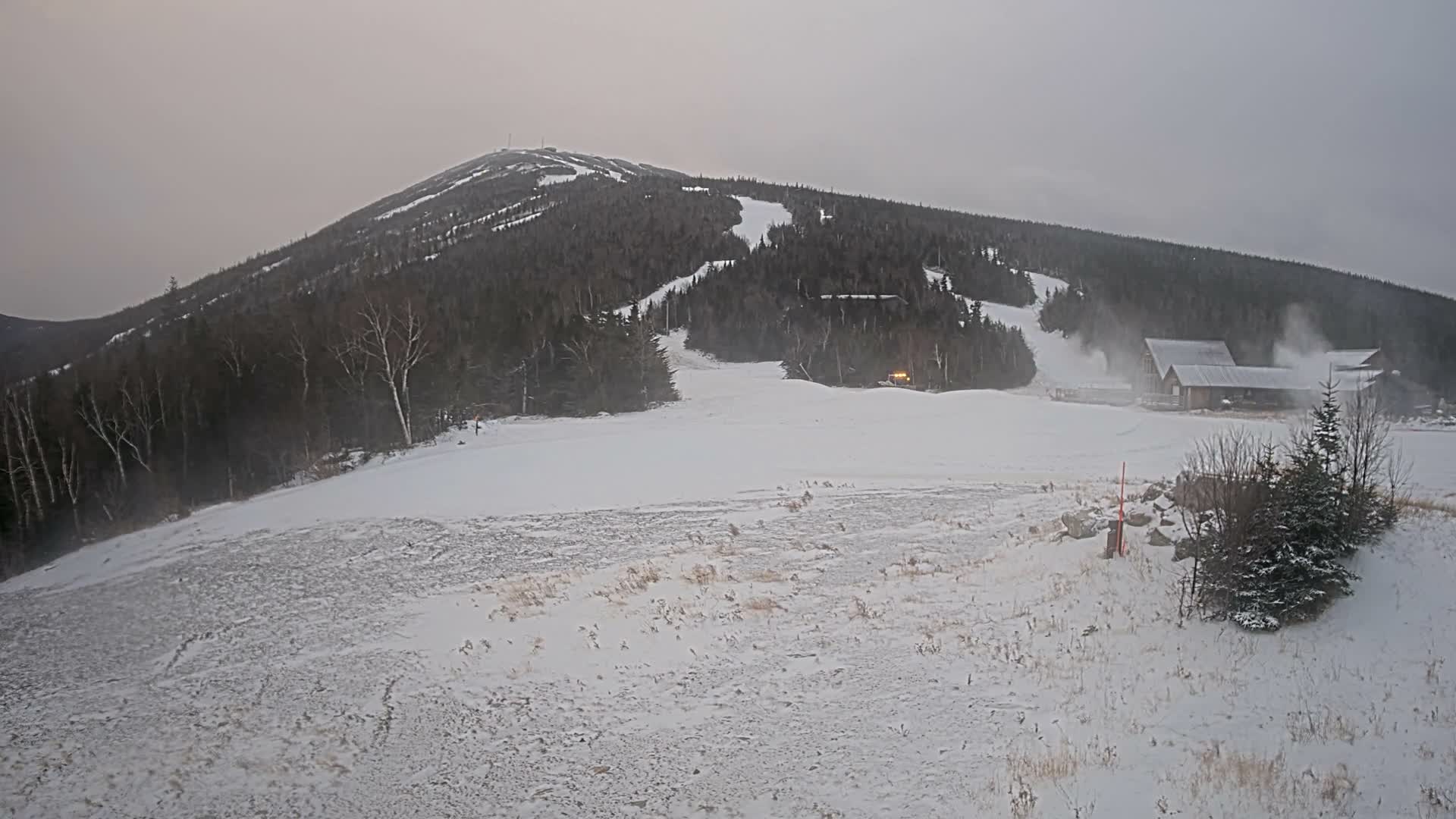 Kingfield, Sugarloaf Mountain Panaromic Live Cam - Kingfield, Franklin, Maine, USA