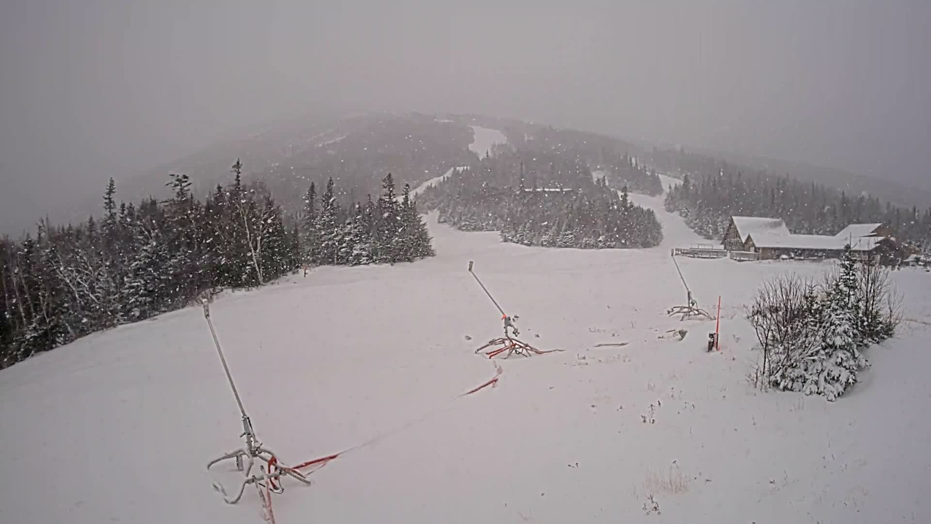Kingfield, Sugarloaf Mountain Panaromic Live Cam - Kingfield, Franklin, Maine, USA
