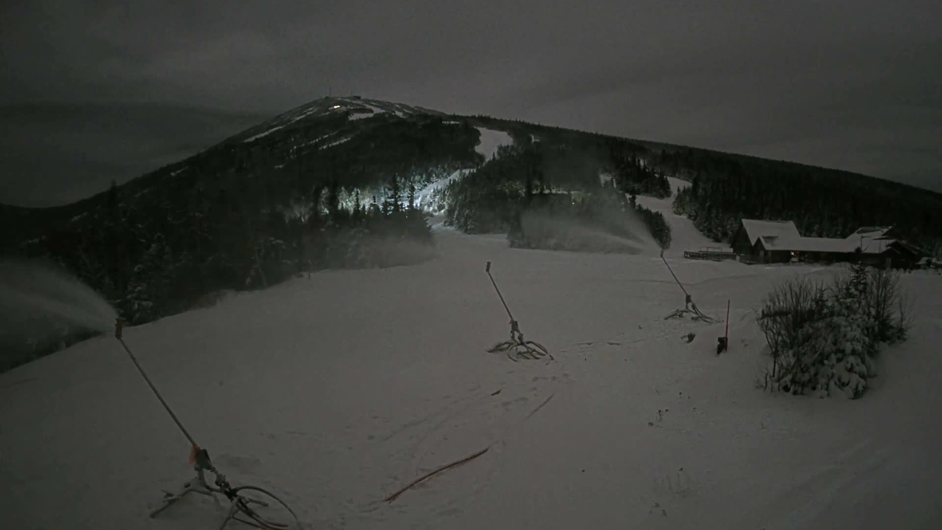 Kingfield, Sugarloaf Mountain Panaromic Live Cam - Kingfield, Franklin, Maine, USA