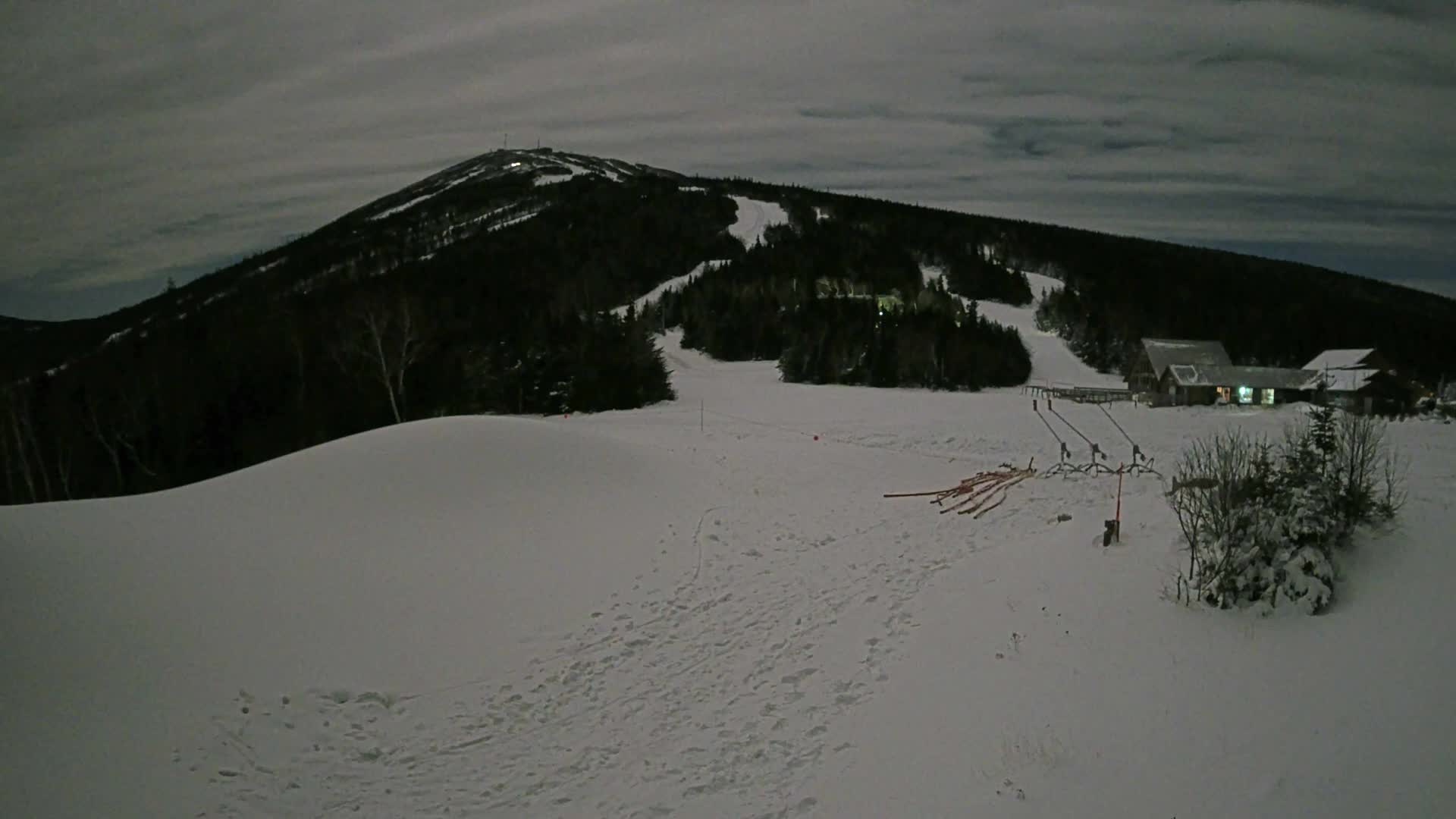 Kingfield, Sugarloaf Mountain Panaromic Live Cam - Kingfield, Franklin, Maine, USA