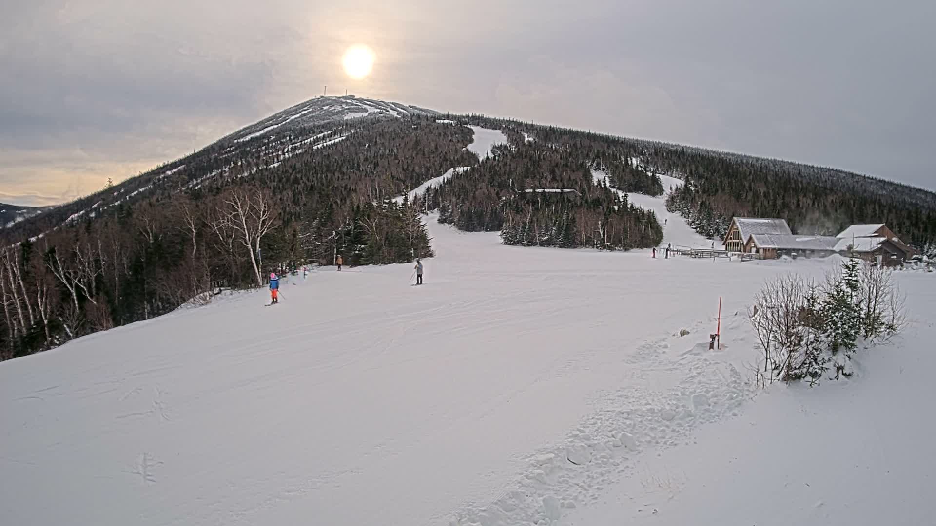 Kingfield, Sugarloaf Mountain Panaromic Live Cam - Kingfield, Franklin, Maine, USA