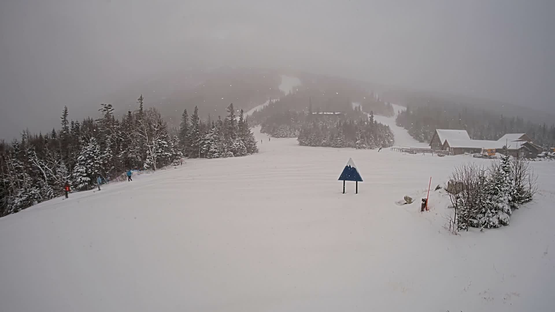 Kingfield, Sugarloaf Mountain Panaromic Live Cam - Kingfield, Franklin, Maine, USA