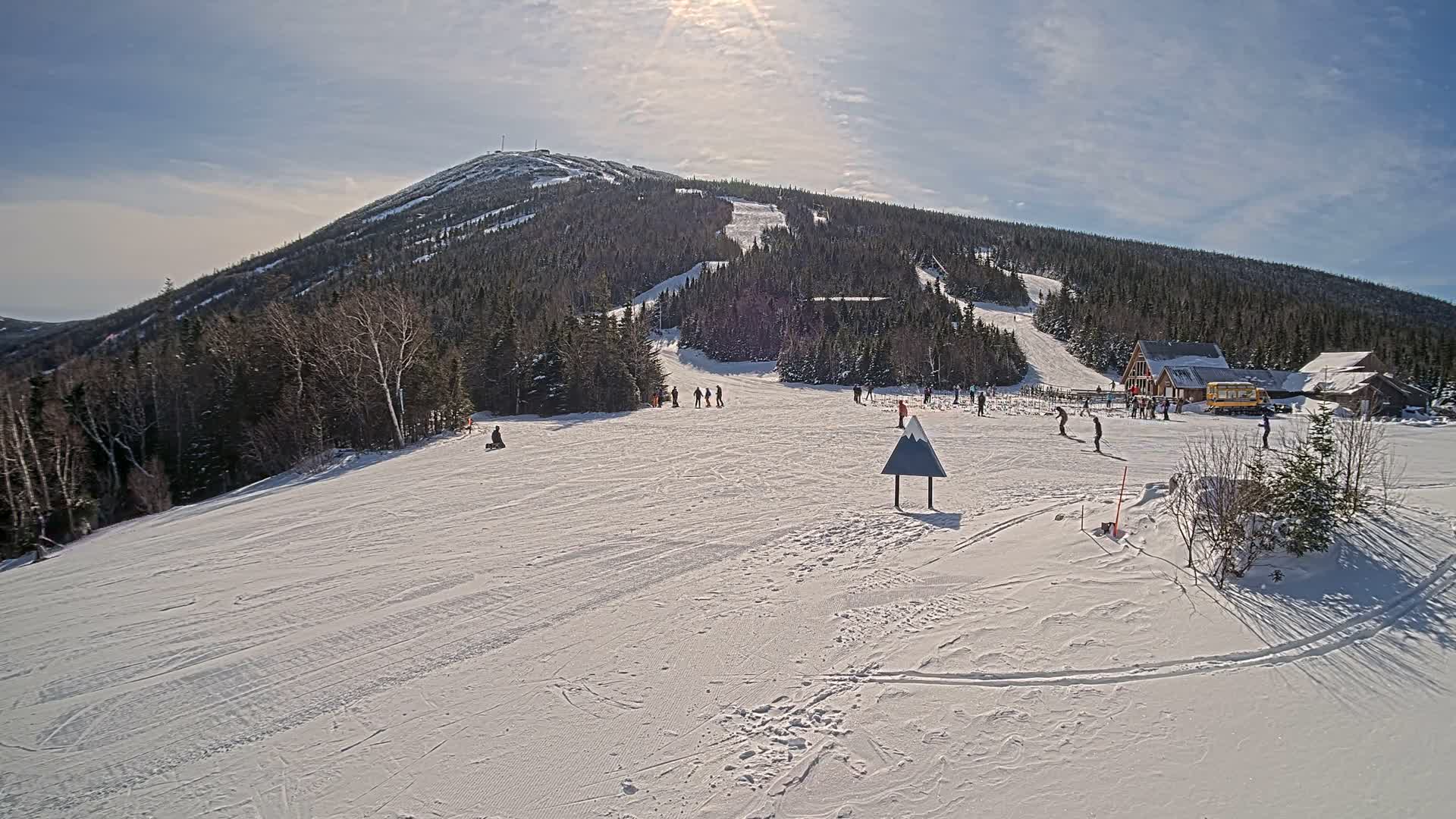 Kingfield, Sugarloaf Mountain Panaromic Live Cam - Kingfield, Franklin, Maine, USA