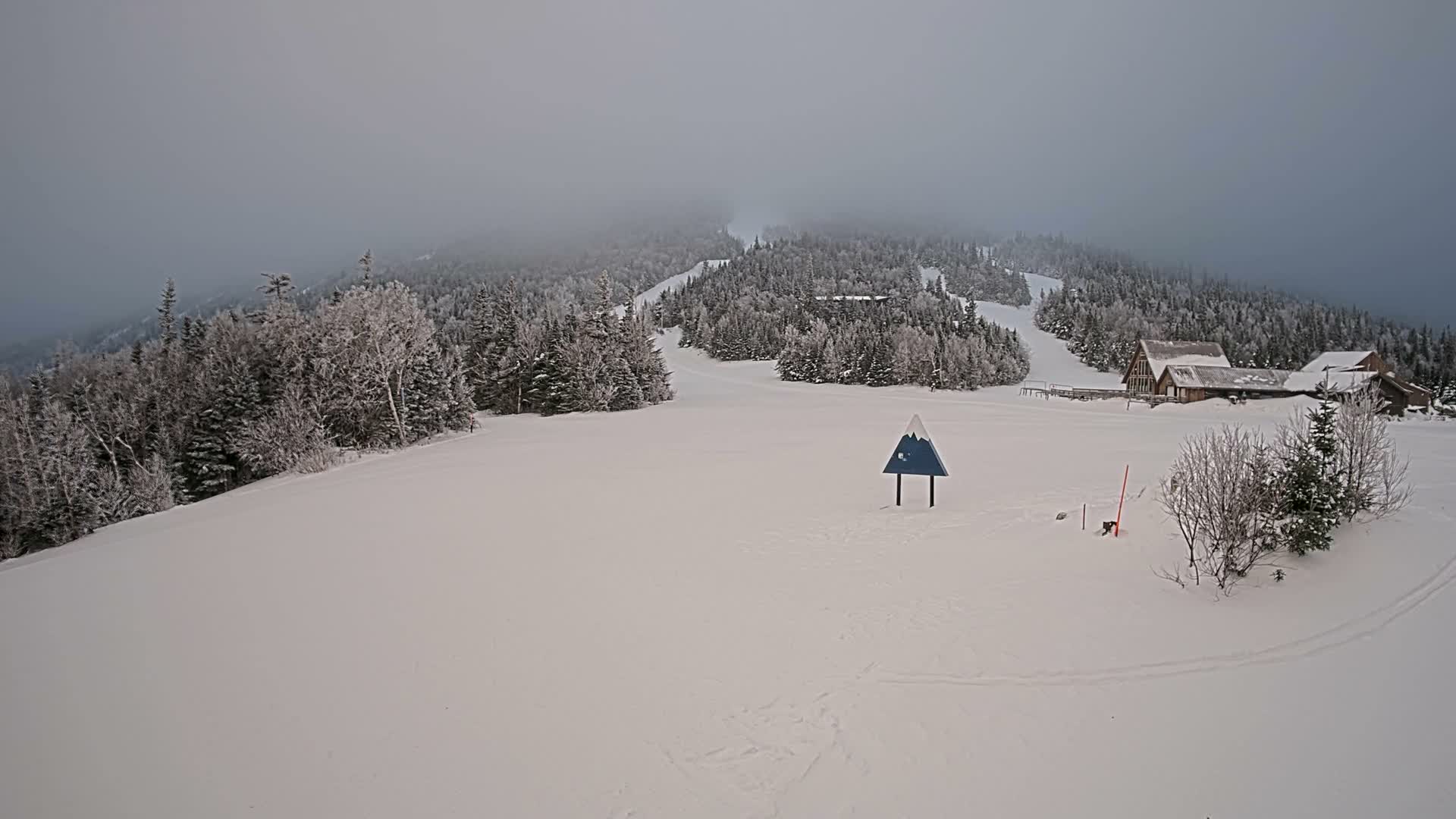 Kingfield, Sugarloaf Mountain Panaromic Live Cam - Kingfield, Franklin, Maine, USA