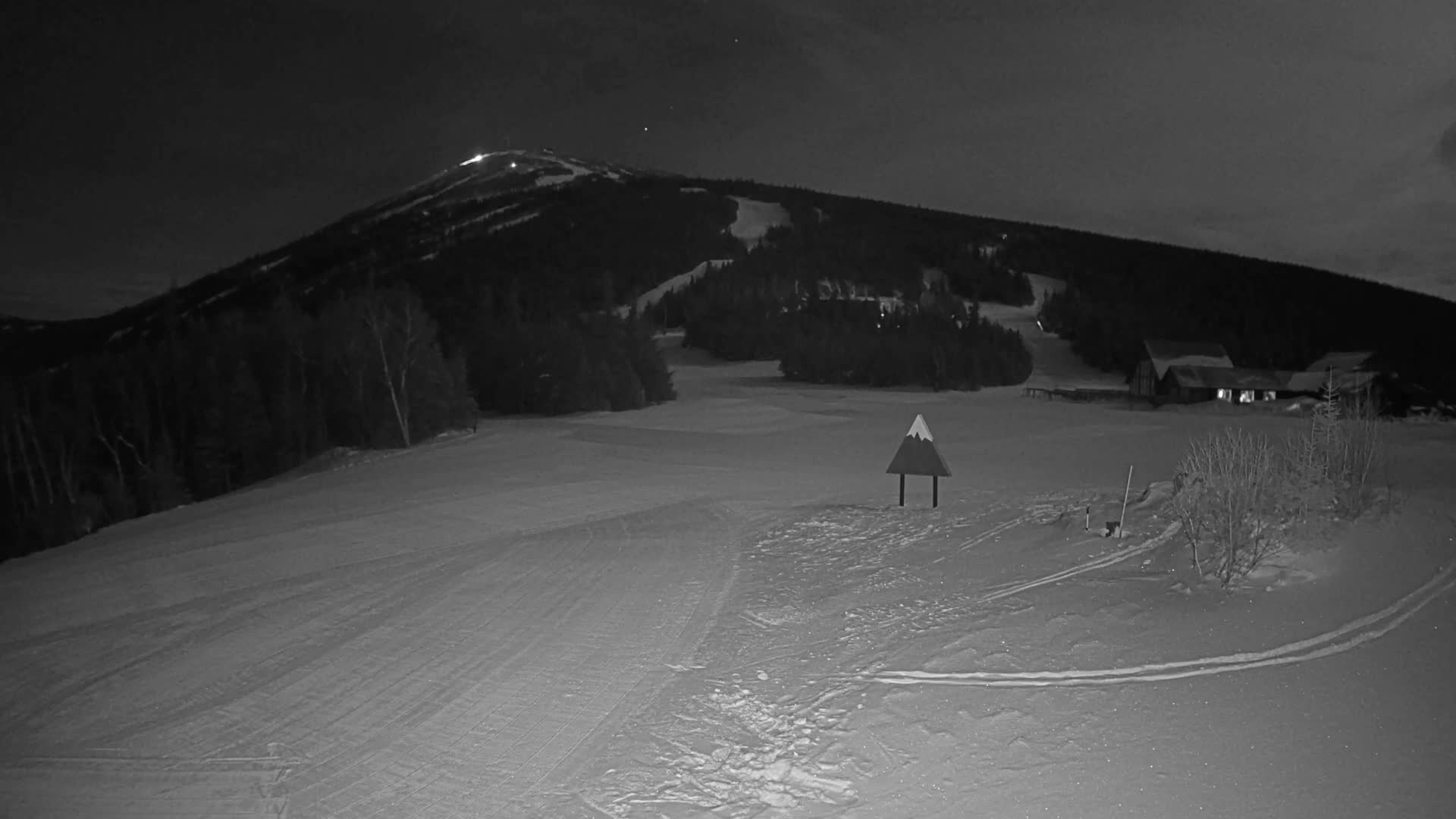 Kingfield, Sugarloaf Mountain Panaromic Live Cam - Kingfield, Franklin, Maine, USA