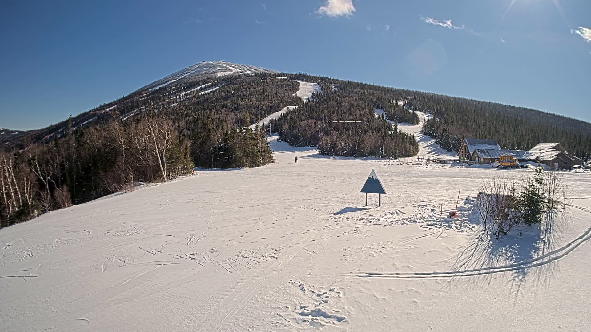 Kingfield, Sugarloaf Mountain Panaromic Live Cam - Kingfield, Franklin, Maine, USA