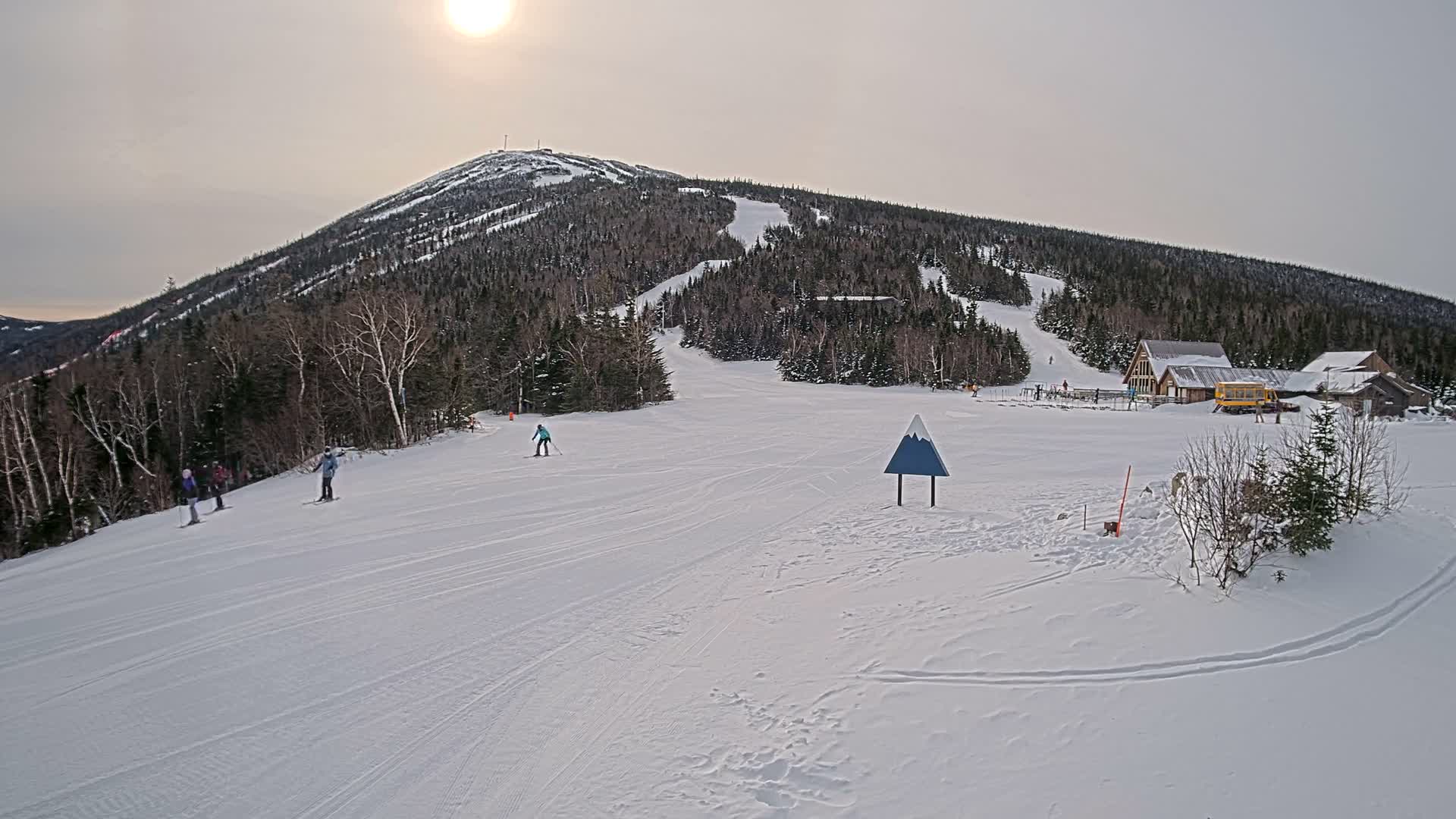 Kingfield, Sugarloaf Mountain Panaromic Live Cam - Kingfield, Franklin, Maine, USA