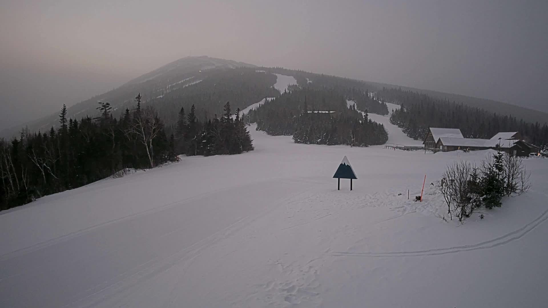 Kingfield, Sugarloaf Mountain Panaromic Live Cam - Kingfield, Franklin, Maine, USA