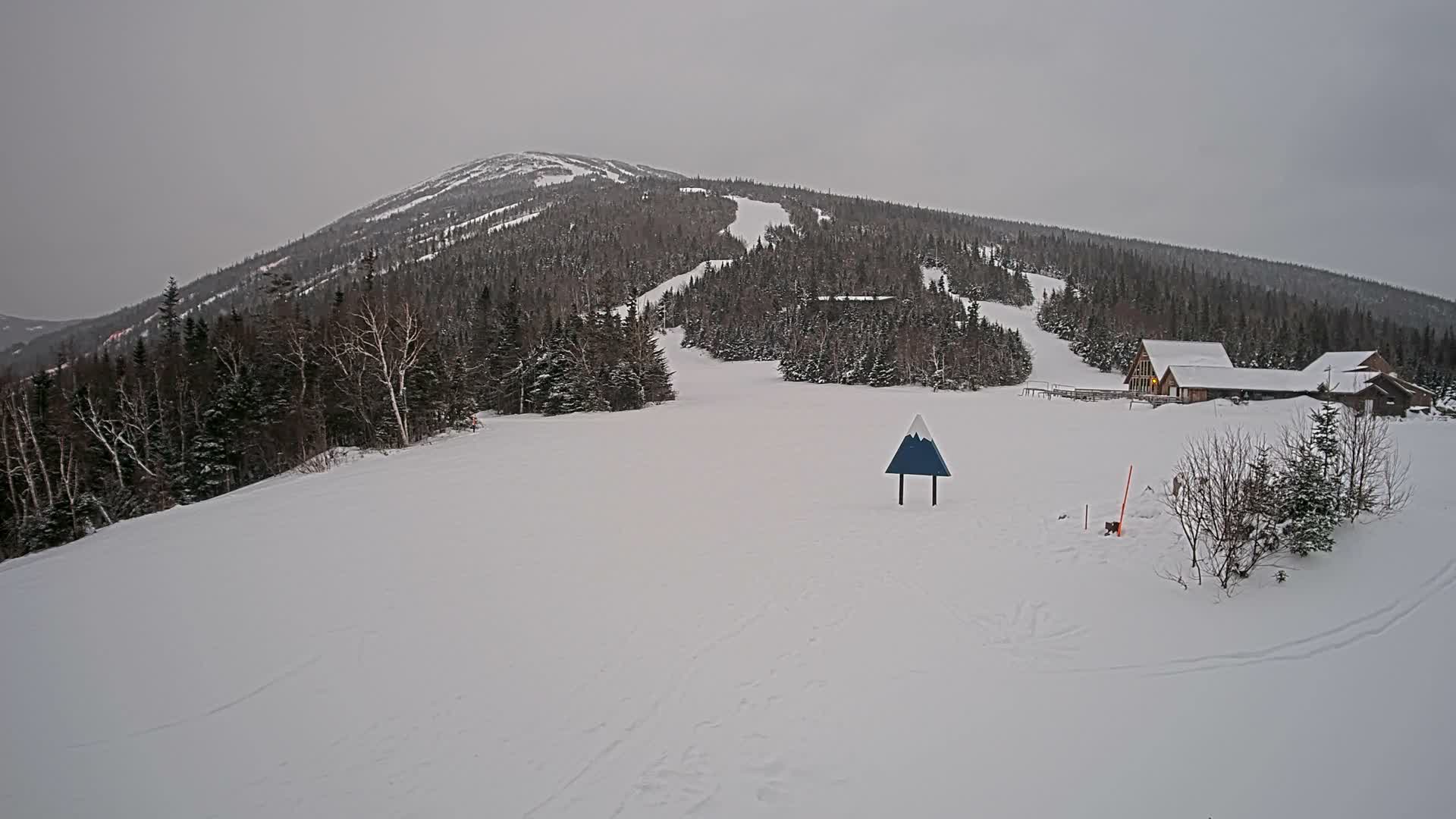 Kingfield, Sugarloaf Mountain Panaromic Live Cam - Kingfield, Franklin, Maine, USA
