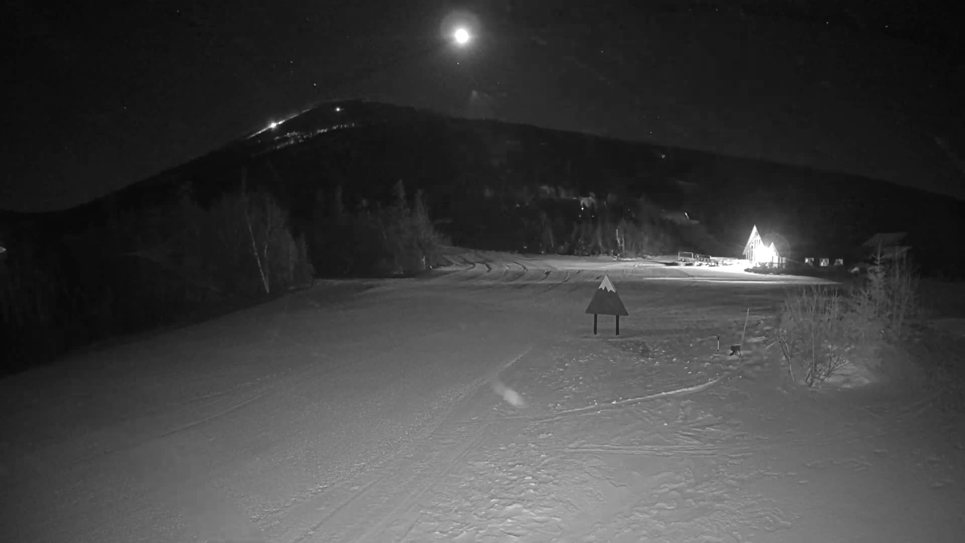 Kingfield, Sugarloaf Mountain Panaromic Live Cam - Kingfield, Franklin, Maine, USA