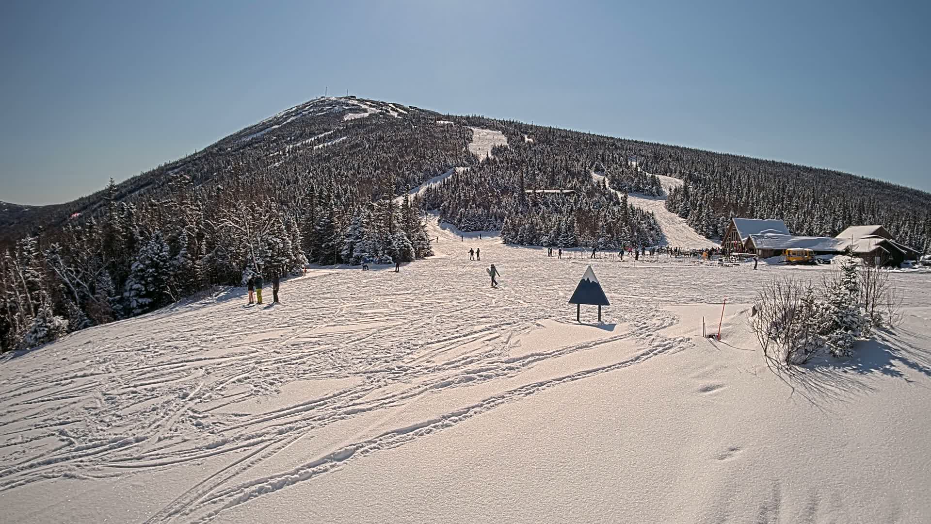 Kingfield, Sugarloaf Mountain Panaromic Live Cam - Kingfield, Franklin, Maine, USA