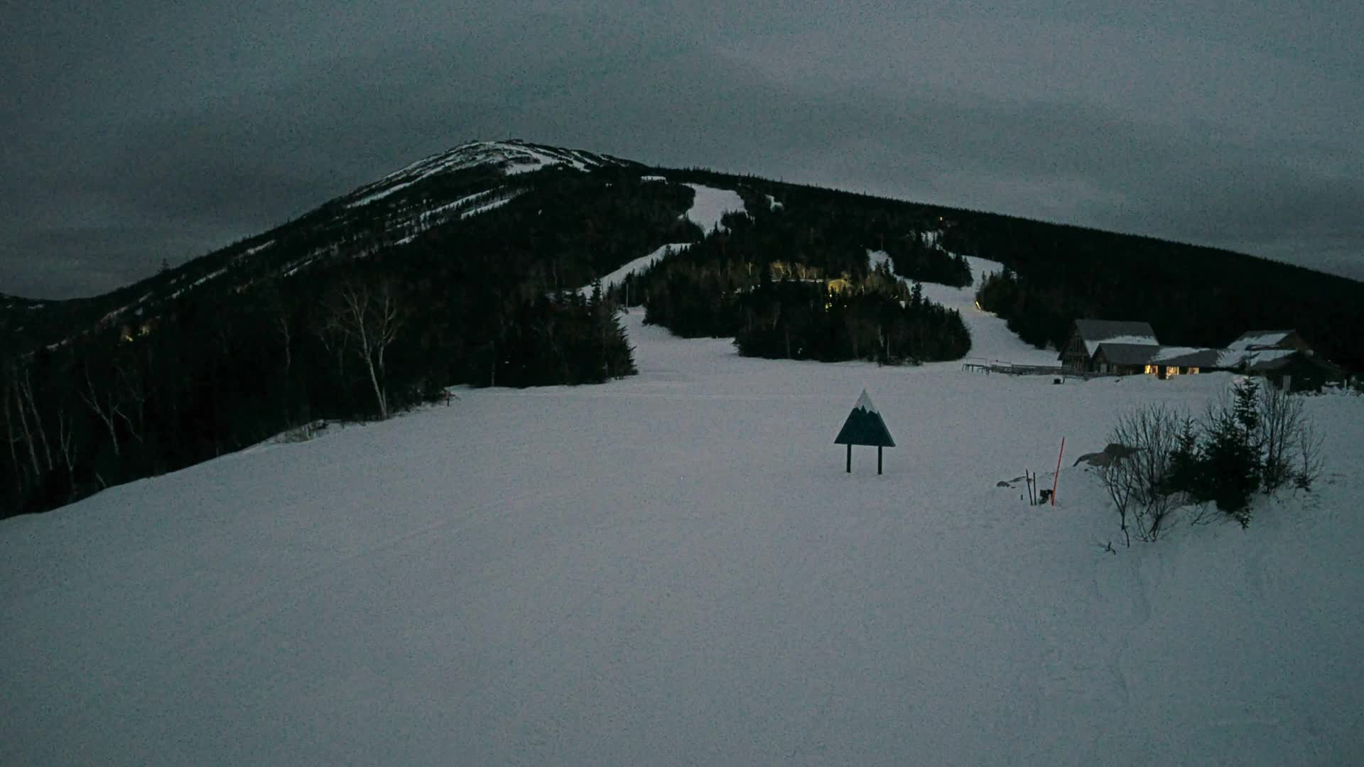 Kingfield, Sugarloaf Mountain Panaromic Live Cam - Kingfield, Franklin, Maine, USA