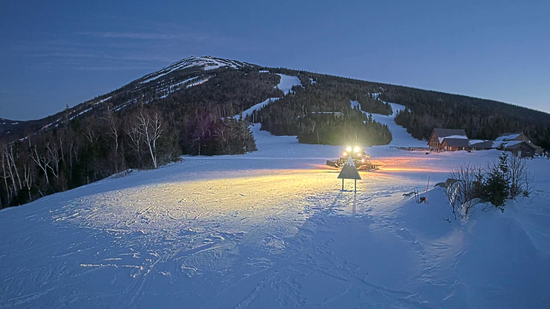 Kingfield, Sugarloaf Mountain Panaromic Live Cam - Kingfield, Franklin, Maine, USA
