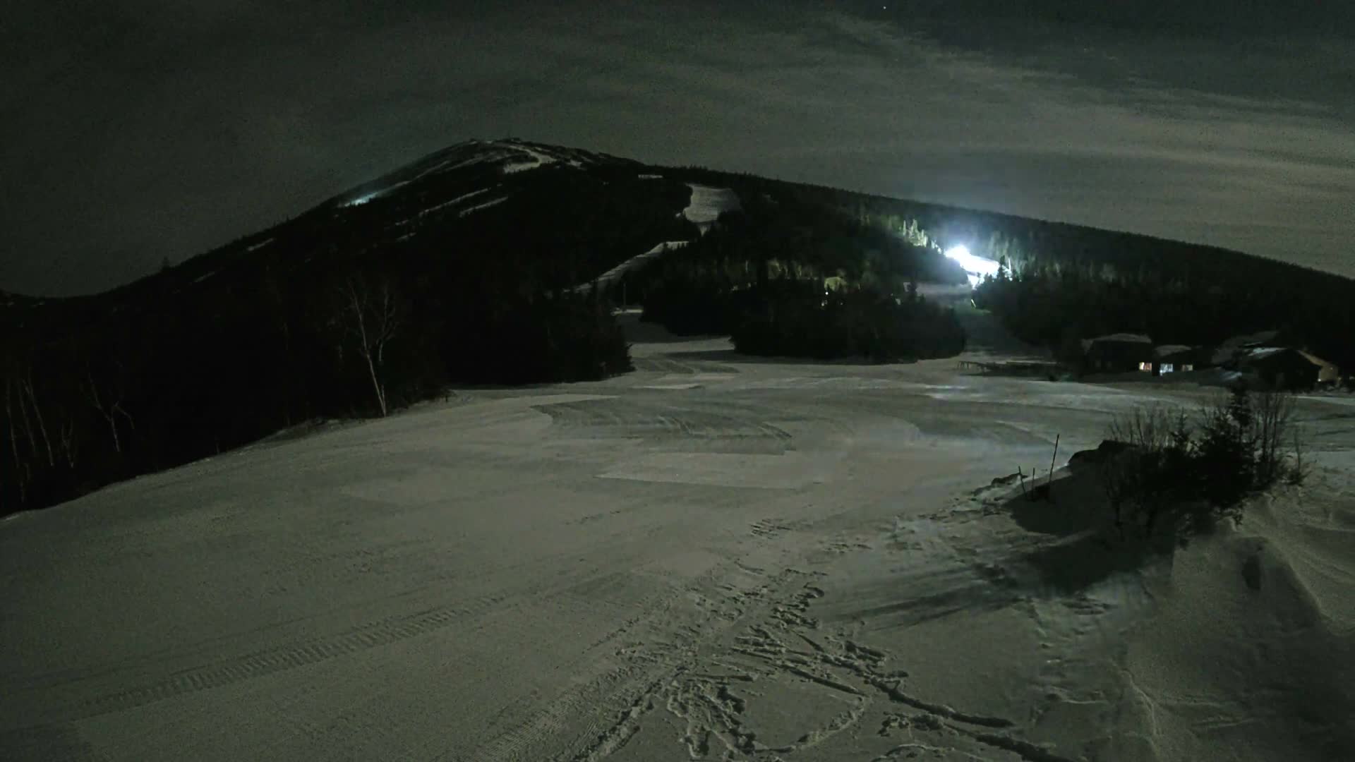 Kingfield, Sugarloaf Mountain Panaromic Live Cam - Kingfield, Franklin, Maine, USA