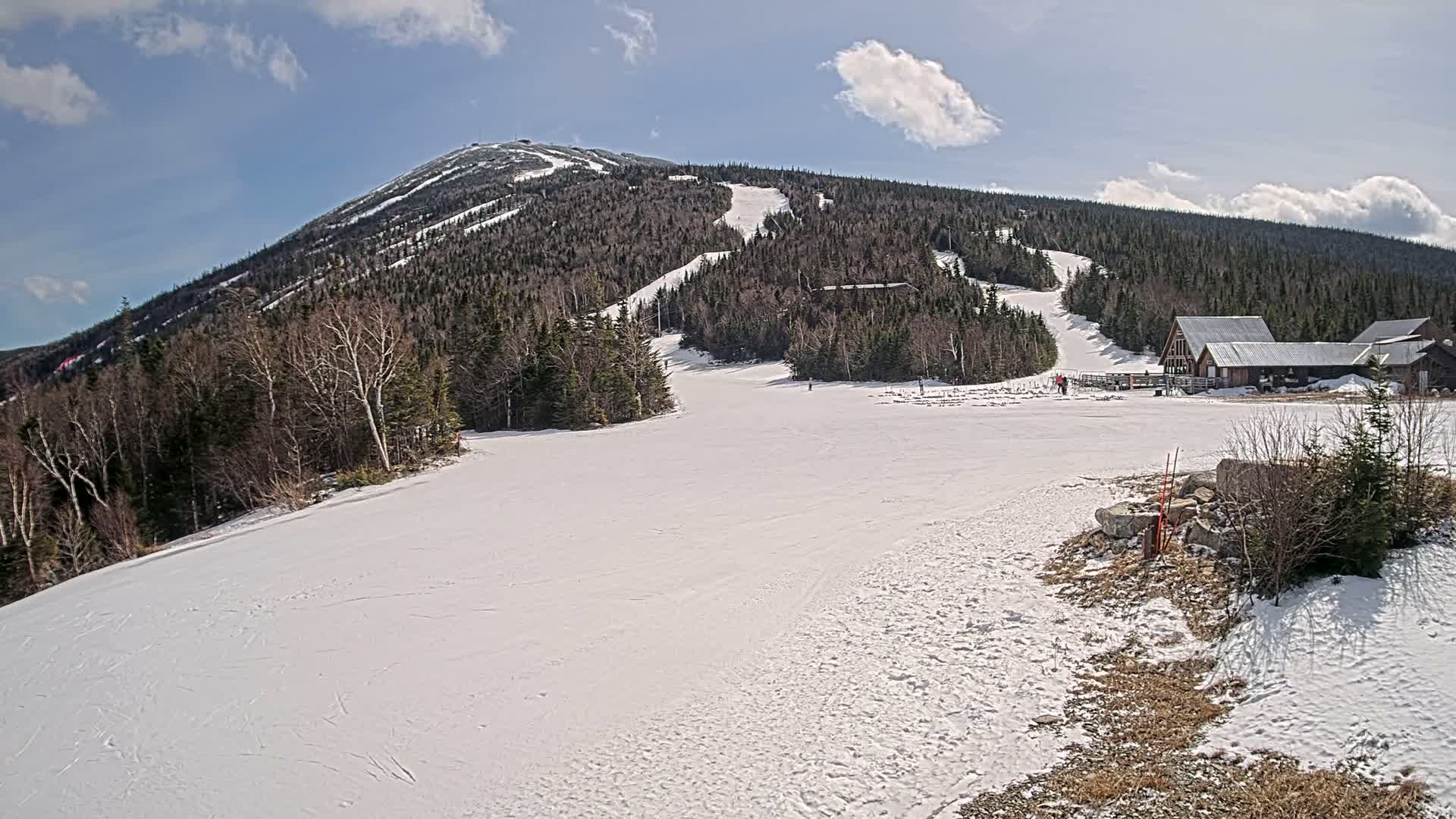 Kingfield, Sugarloaf Mountain Panaromic Live Cam - Kingfield, Franklin, Maine, USA