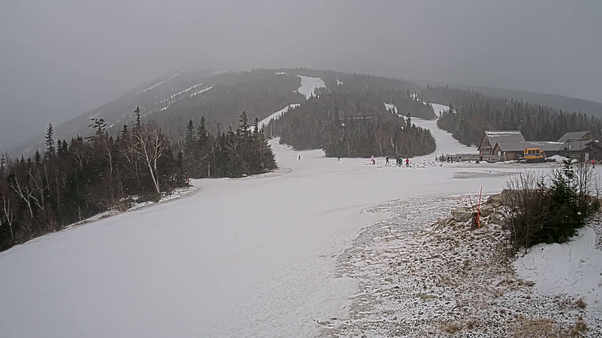 Kingfield, Sugarloaf Mountain Panaromic Live Cam - Kingfield, Franklin, Maine, USA