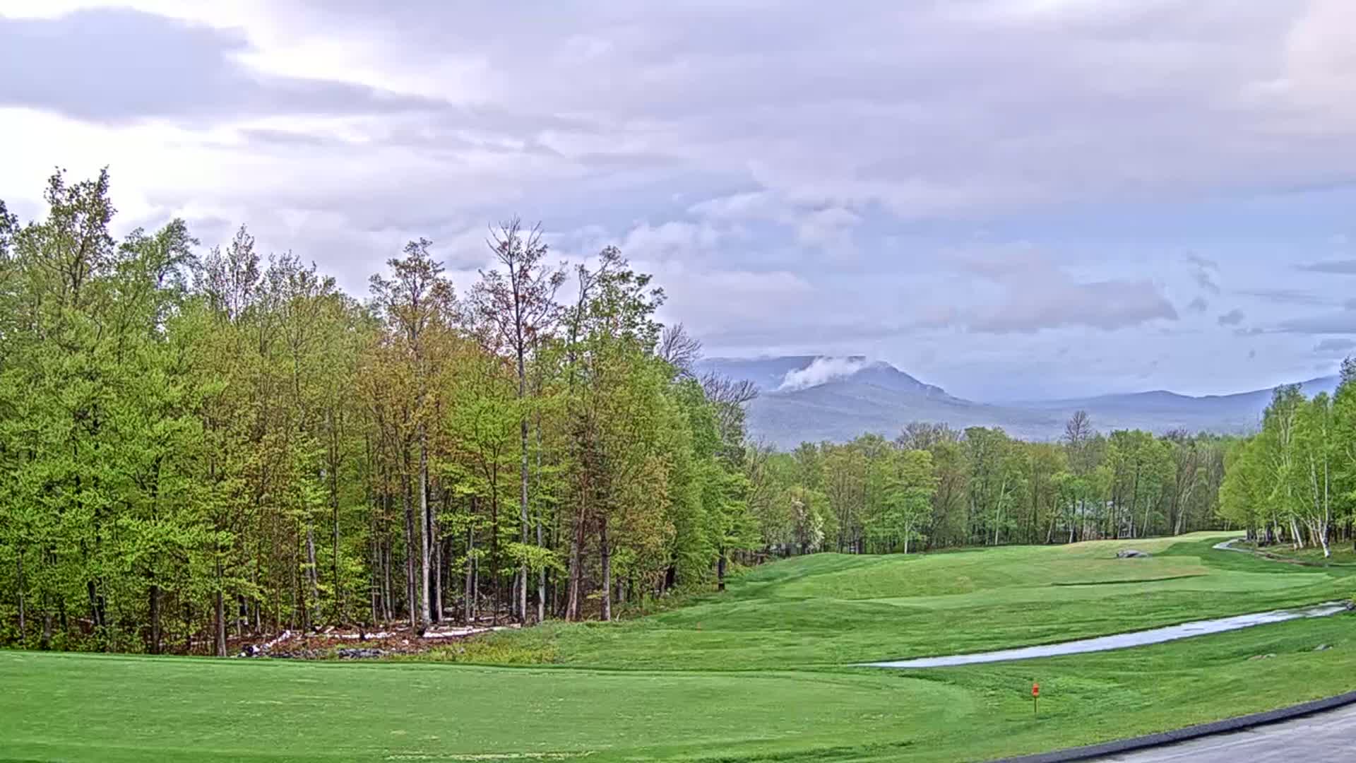 Kingfield, Sugarloaf Mountain Golf Course Live Cam - Kingfield, Franklin, Maine, USA