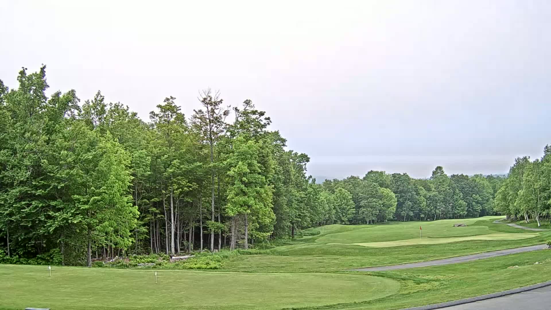 Kingfield, Sugarloaf Mountain Golf Course Live Cam - Kingfield, Franklin, Maine, USA