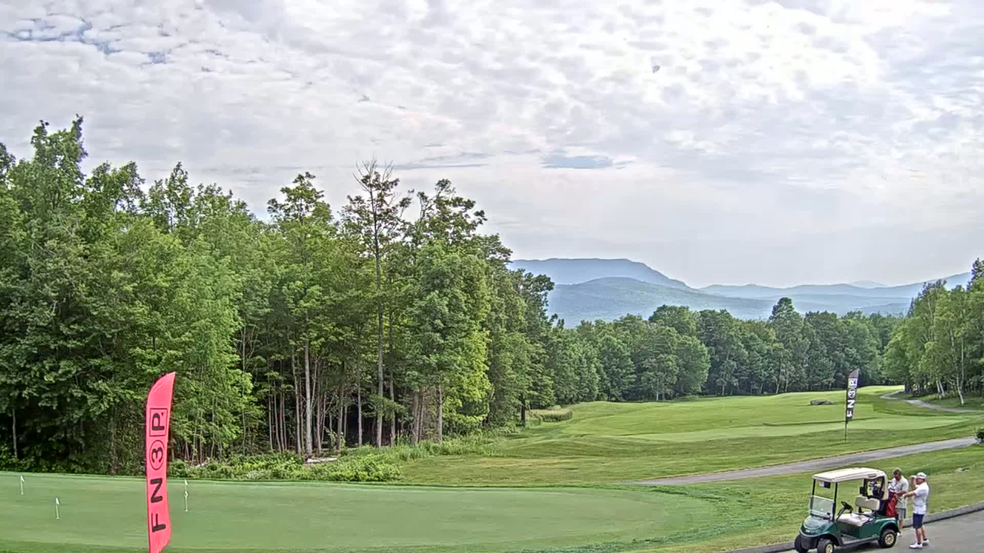 Kingfield, Sugarloaf Mountain Golf Course Live Cam - Kingfield, Franklin, Maine, USA