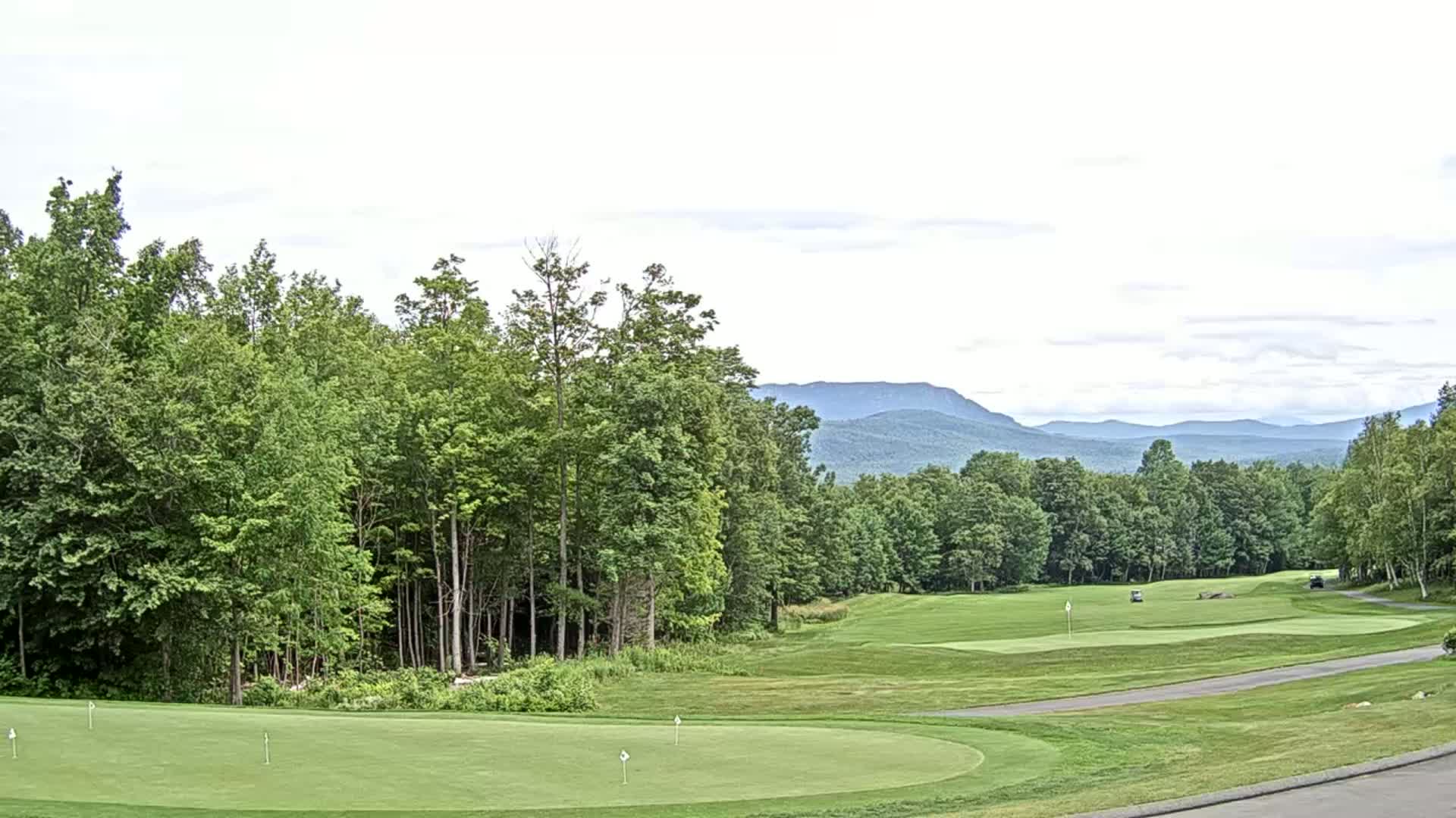 Kingfield, Sugarloaf Mountain Golf Course Live Cam - Kingfield, Franklin, Maine, USA