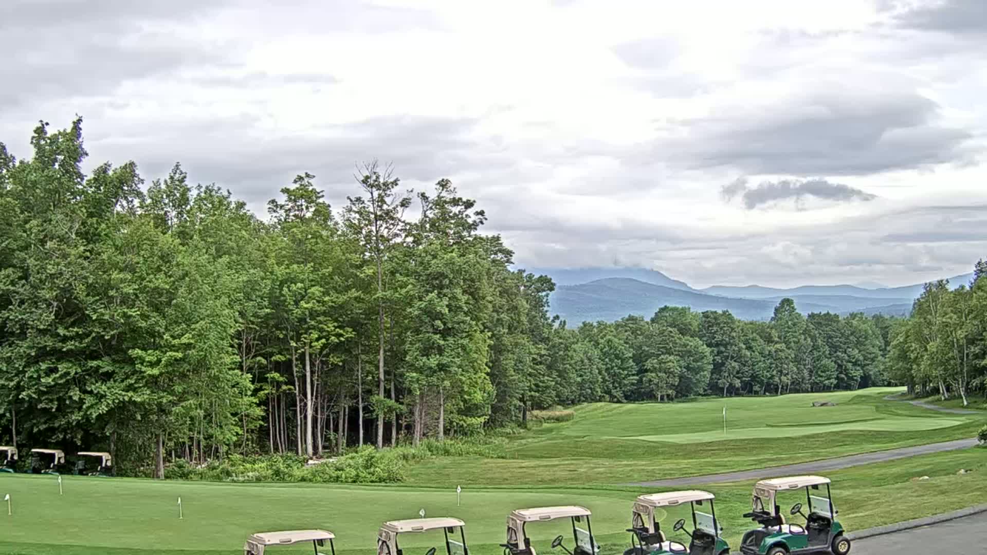 Kingfield, Sugarloaf Mountain Golf Course Live Cam - Kingfield, Franklin, Maine, USA