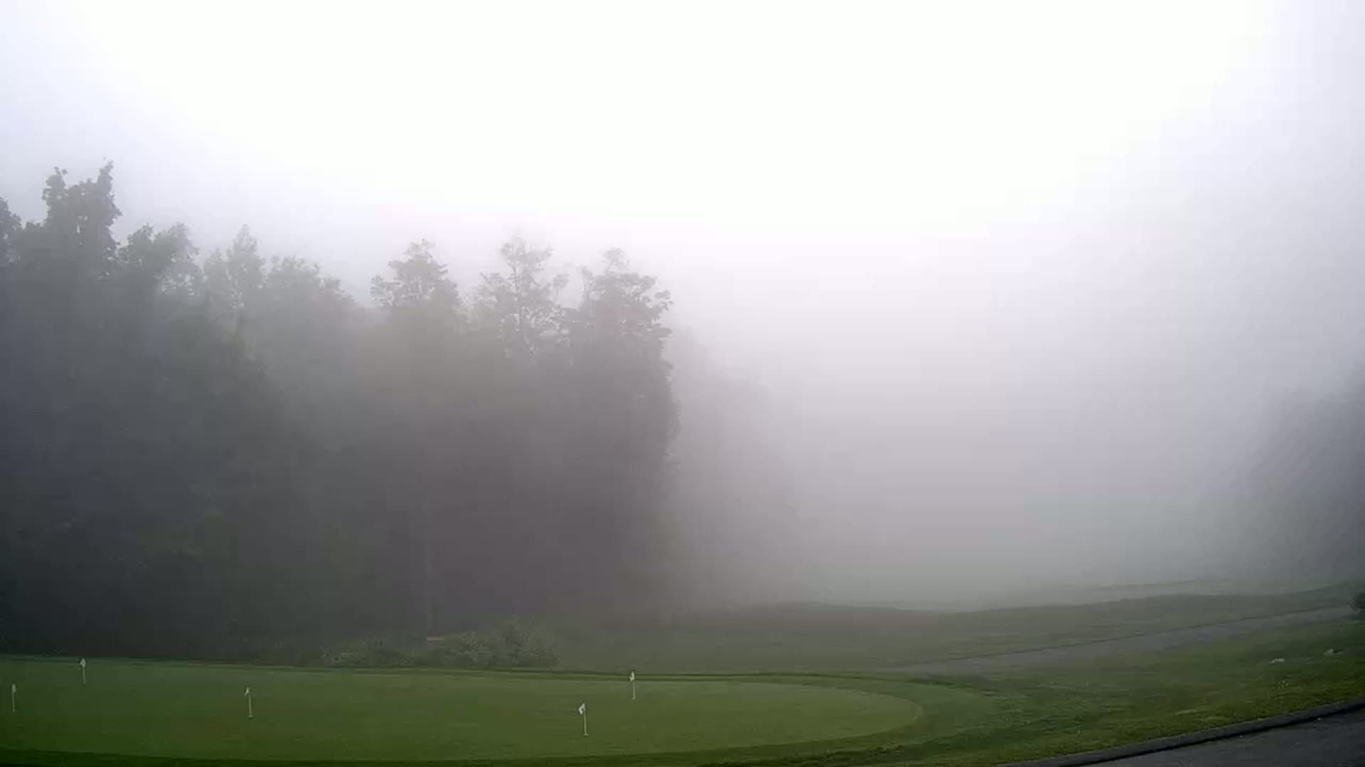 Kingfield, Sugarloaf Mountain Golf Course Live Cam - Kingfield, Franklin, Maine, USA