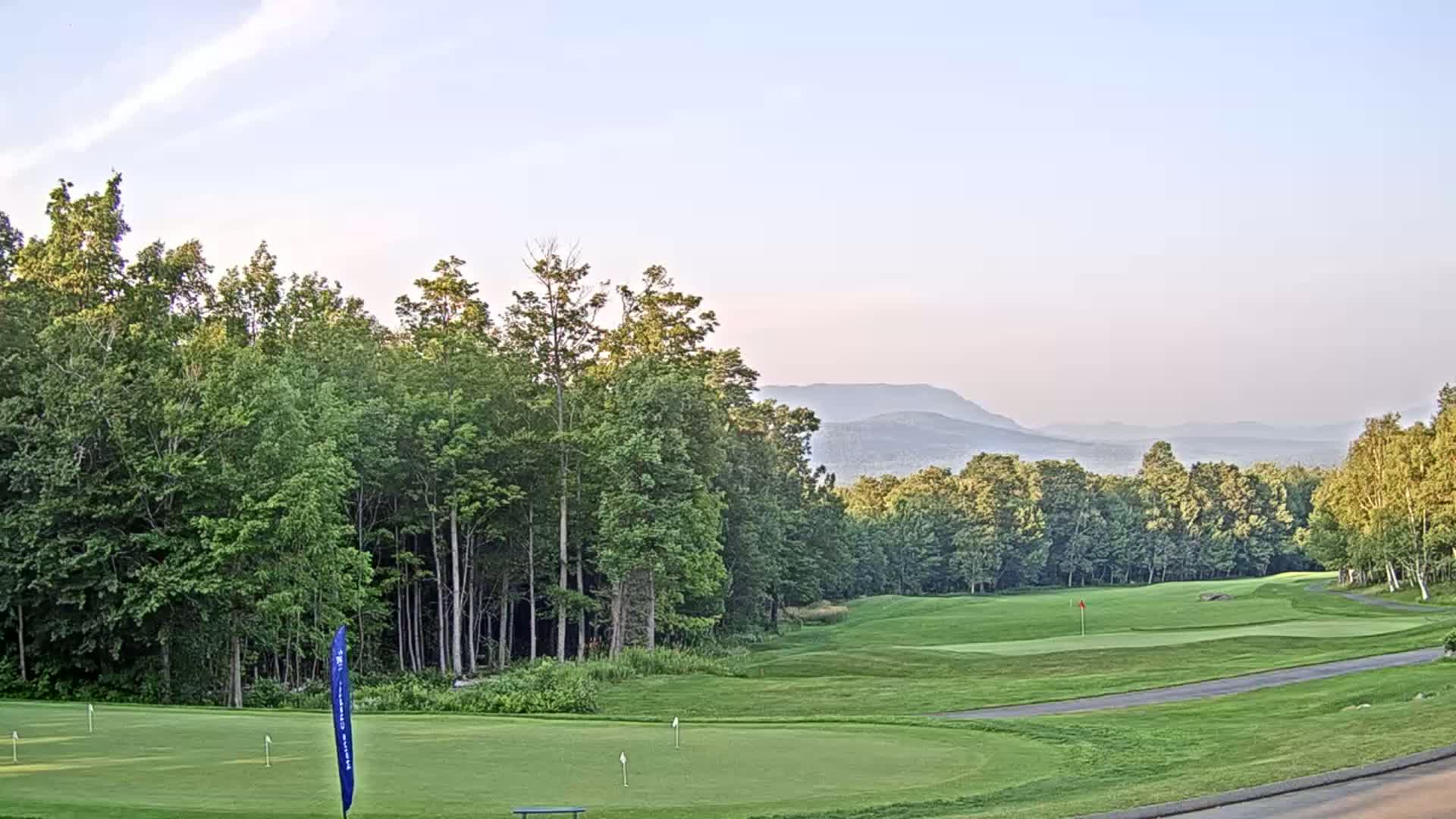 Kingfield, Sugarloaf Mountain Golf Course Live Cam - Kingfield, Franklin, Maine, USA