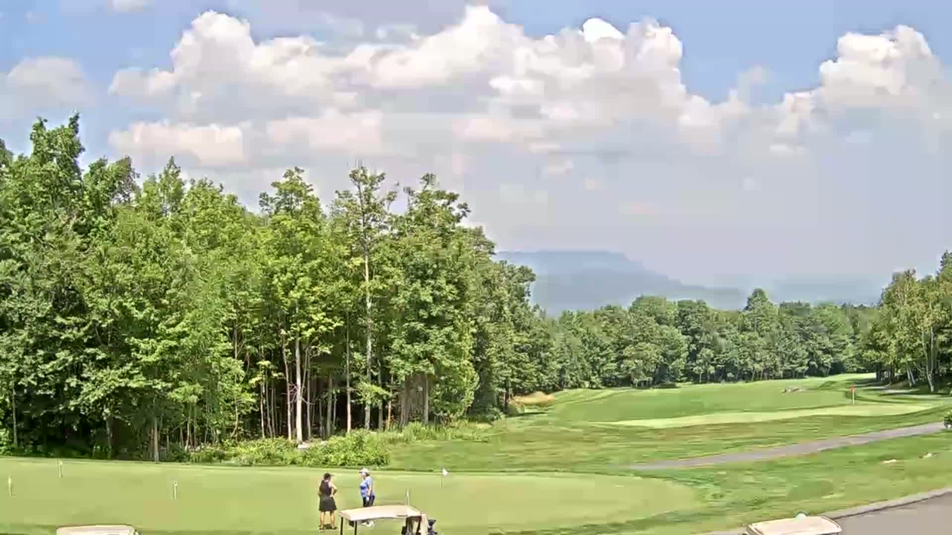 Kingfield, Sugarloaf Mountain Golf Course Live Cam - Kingfield, Franklin, Maine, USA