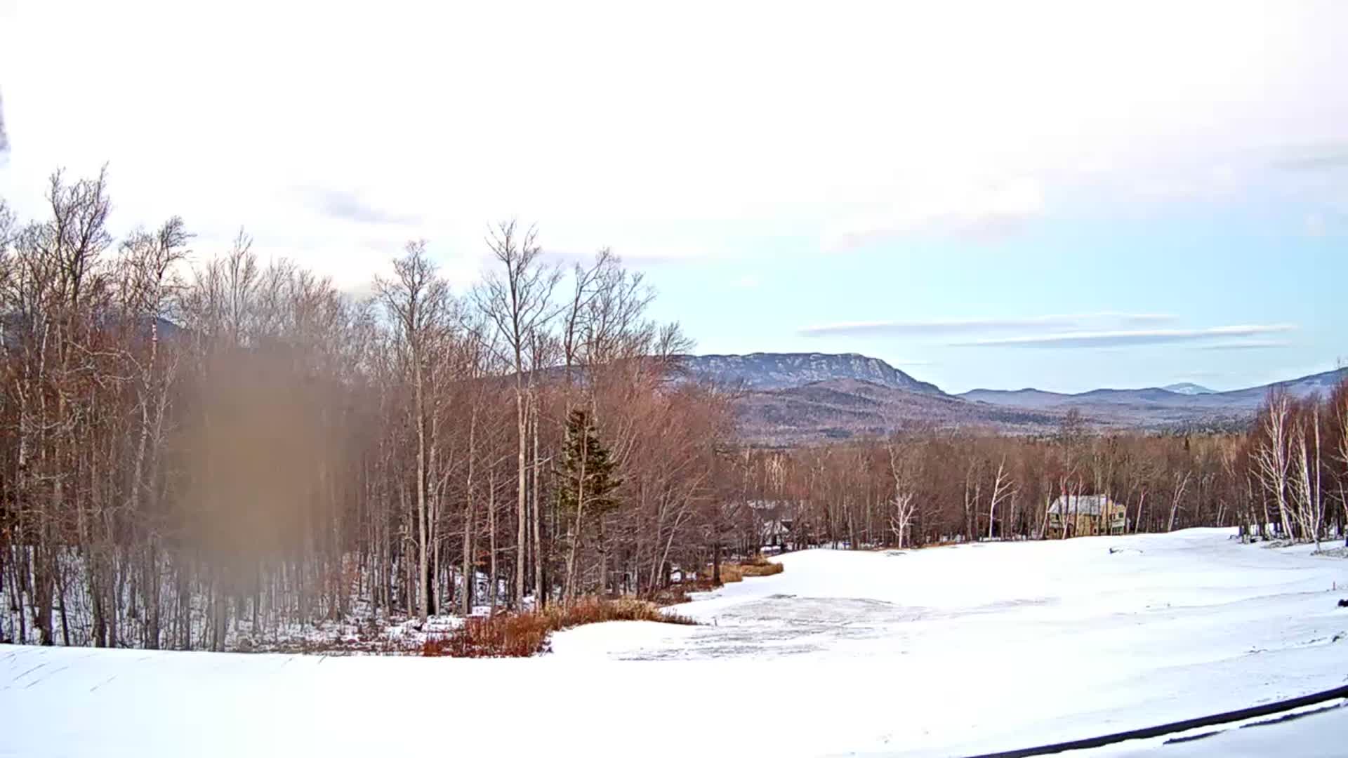 Kingfield, Sugarloaf Mountain Golf Course Live Cam - Kingfield, Franklin, Maine, USA