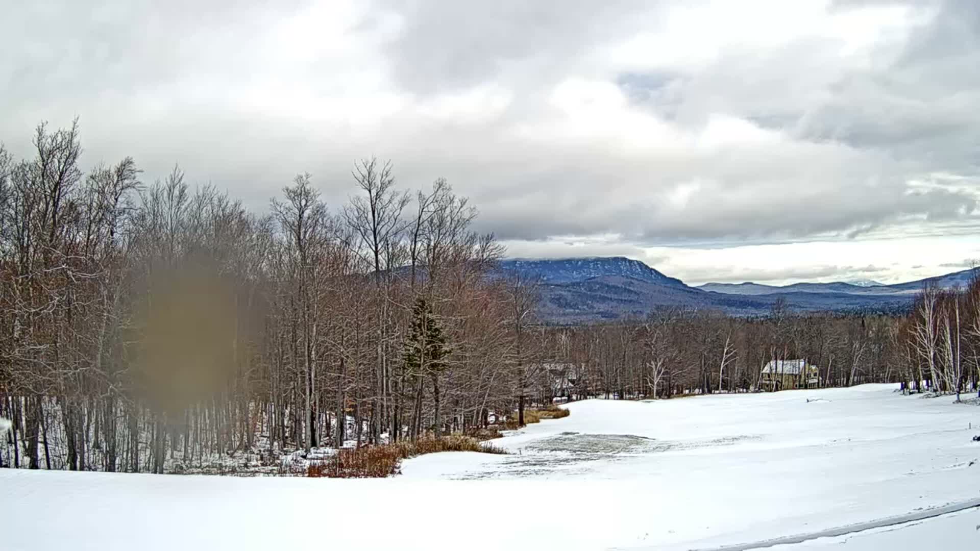 Kingfield, Sugarloaf Mountain Golf Course Live Cam - Kingfield, Franklin, Maine, USA