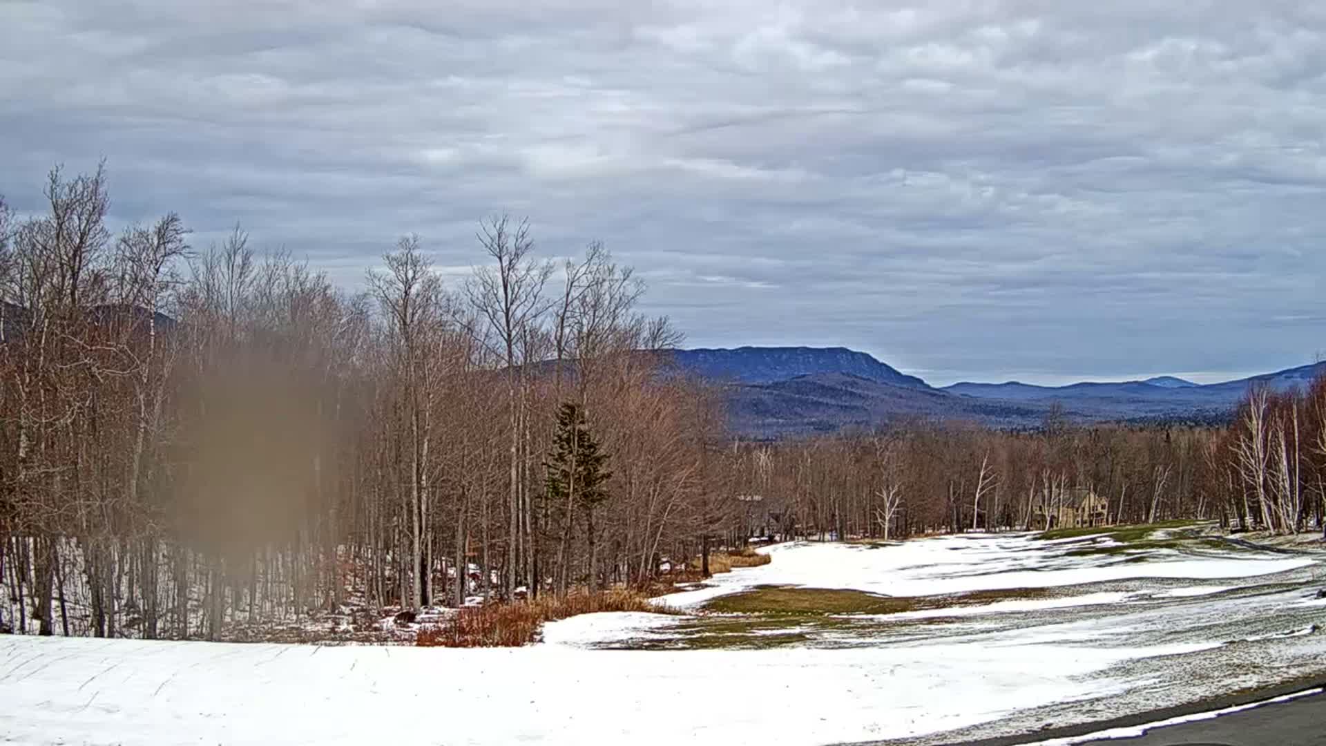 Kingfield, Sugarloaf Mountain Golf Course Live Cam - Kingfield, Franklin, Maine, USA