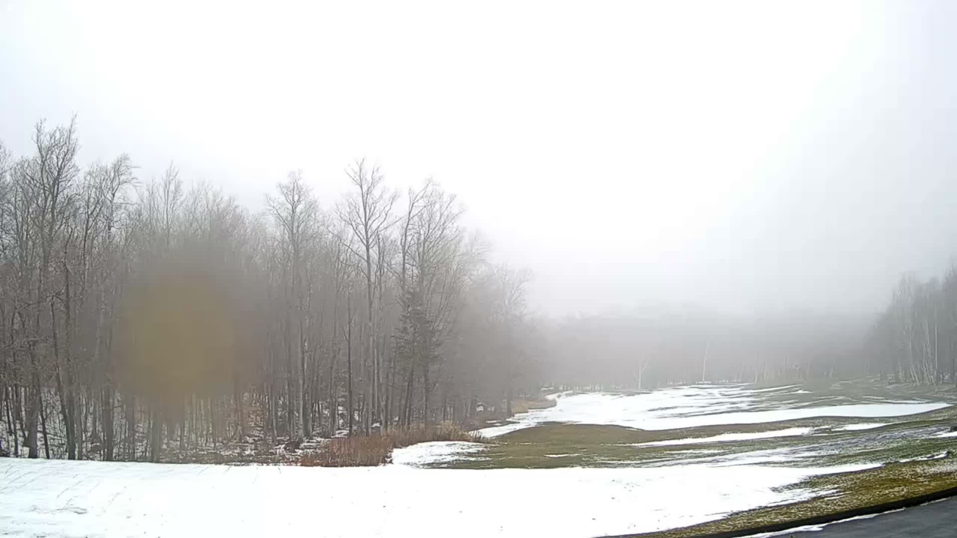 Kingfield, Sugarloaf Mountain Golf Course Live Cam - Kingfield, Franklin, Maine, USA