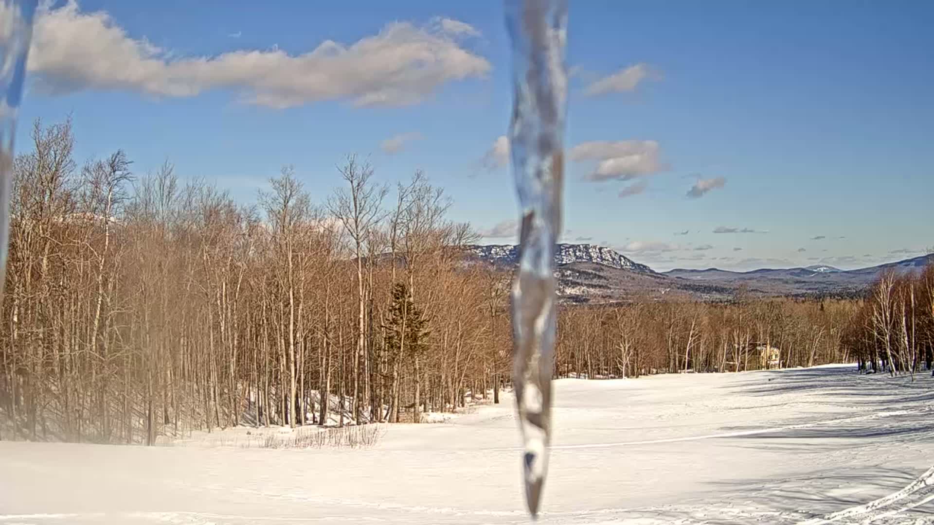 Kingfield, Sugarloaf Mountain Golf Course Live Cam - Kingfield, Franklin, Maine, USA