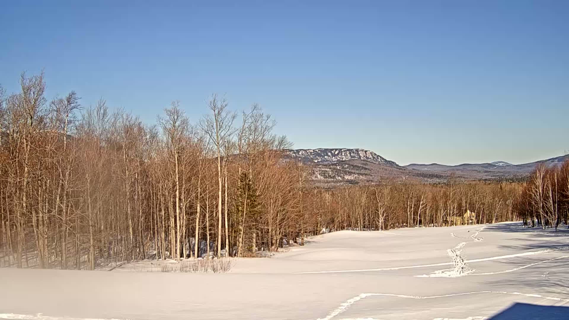 Kingfield, Sugarloaf Mountain Golf Course Live Cam - Kingfield, Franklin, Maine, USA