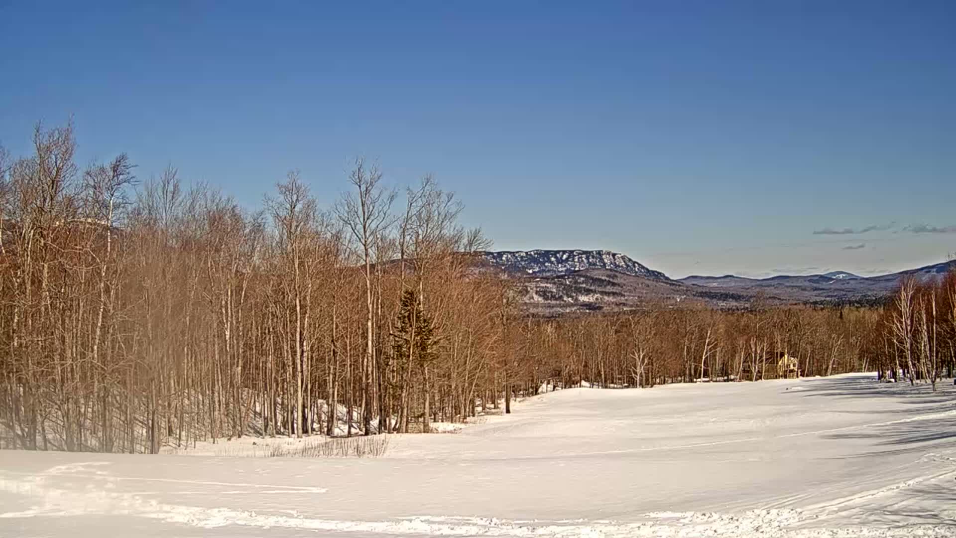 Kingfield, Sugarloaf Mountain Golf Course Live Cam - Kingfield, Franklin, Maine, USA