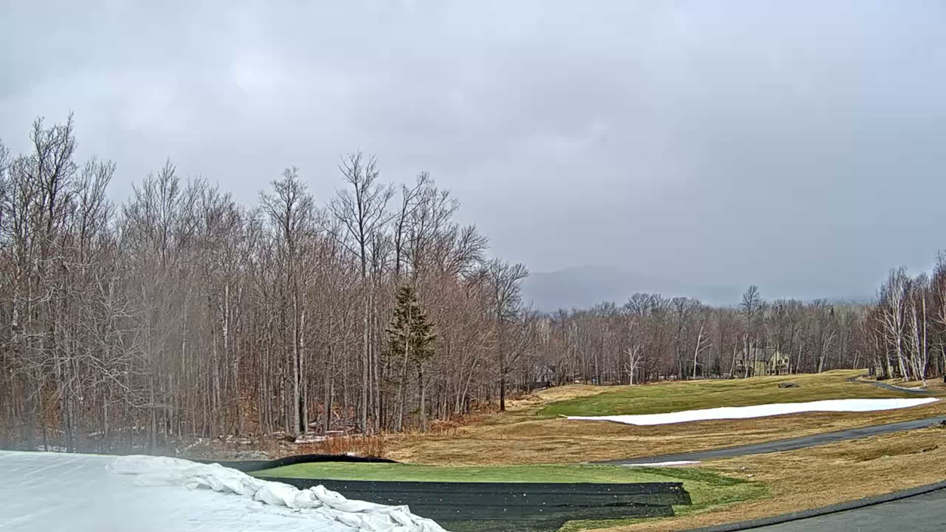 Kingfield, Sugarloaf Mountain Golf Course Live Cam - Kingfield, Franklin, Maine, USA