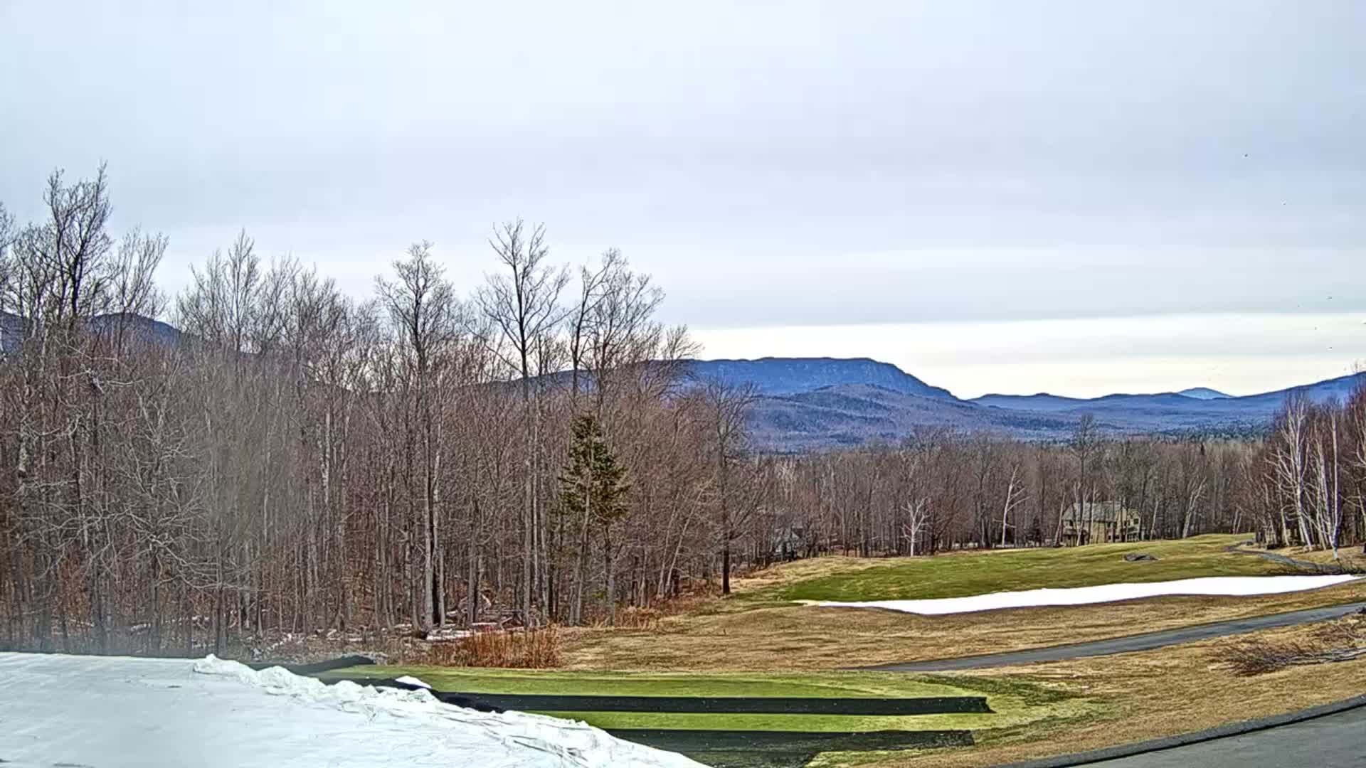 Kingfield, Sugarloaf Mountain Golf Course Live Cam - Kingfield, Franklin, Maine, USA
