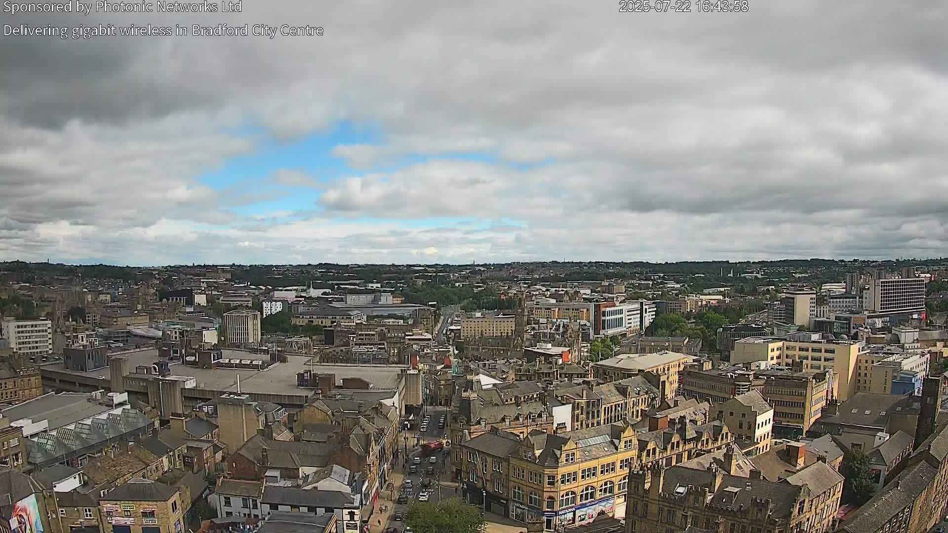 Bradford City Skyline Live Cam - Bradford, West Yorkshire, Yorkshire and the Humber, England, United Kingdom