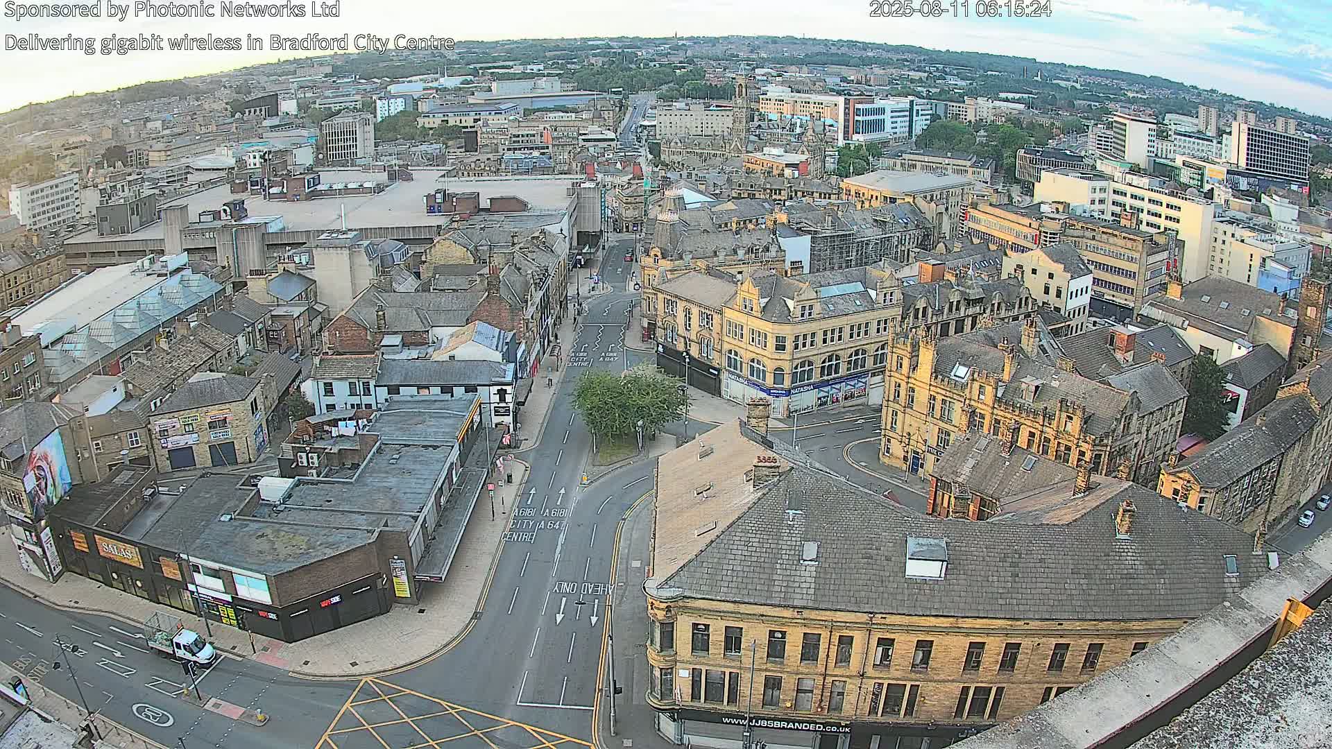 Bradford City Skyline Live Cam - Bradford, West Yorkshire, Yorkshire and the Humber, England, United Kingdom