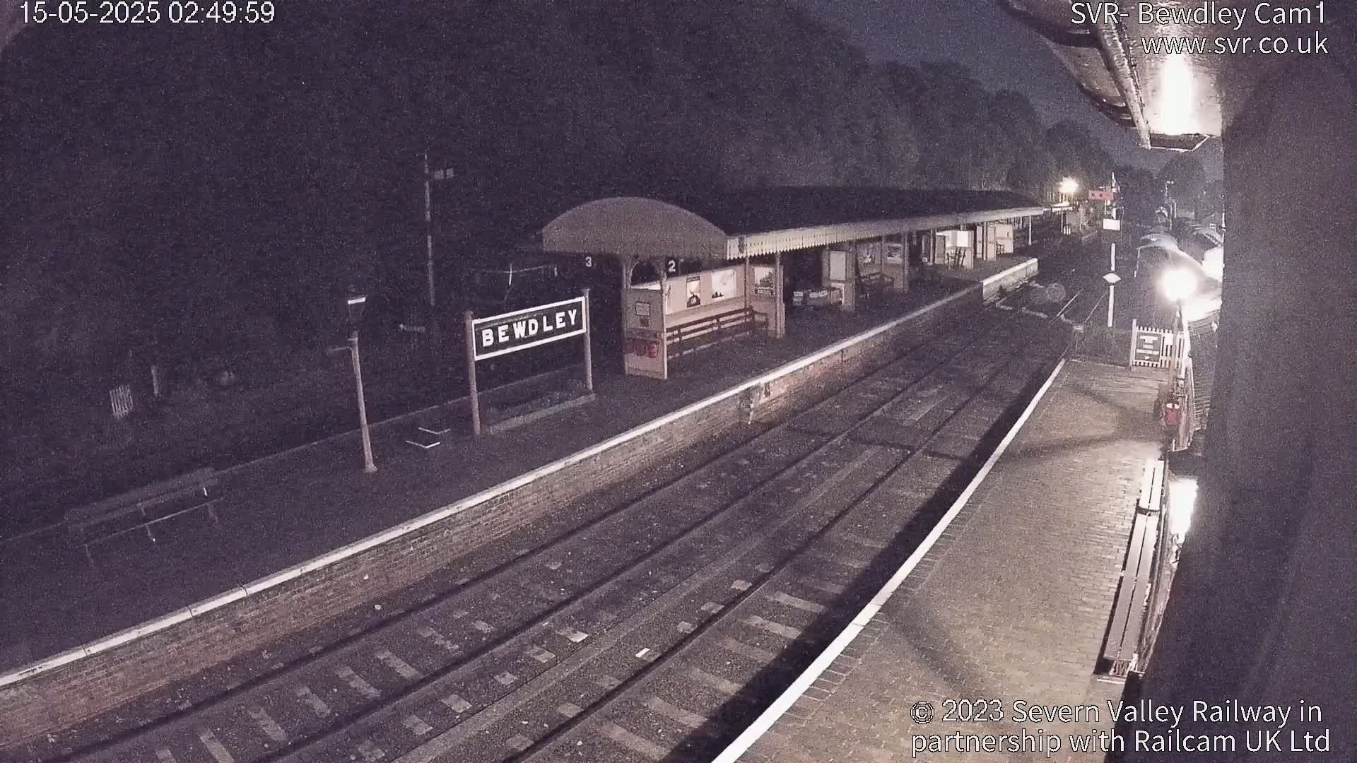 Bewdley Station İnside on the Severn Valley Railway Live Cam - Bewdley, Wyre Forest, Worcestershire, West Midlands, England, United Kingdomth on the Severn Valley Railway 2025-02-27 22:40