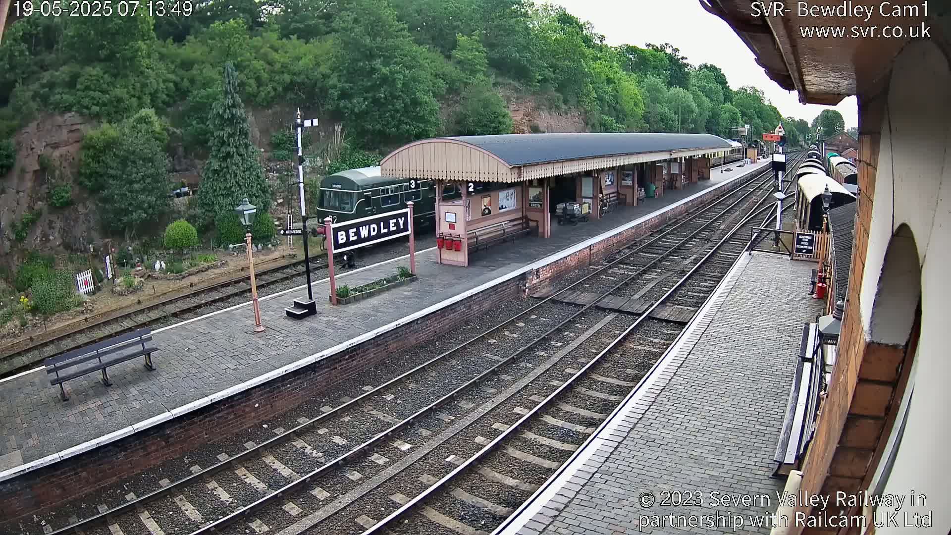 Bewdley Station İnside on the Severn Valley Railway Live Cam - Bewdley, Wyre Forest, Worcestershire, West Midlands, England, United Kingdomth on the Severn Valley Railway 2025-02-27 22:40