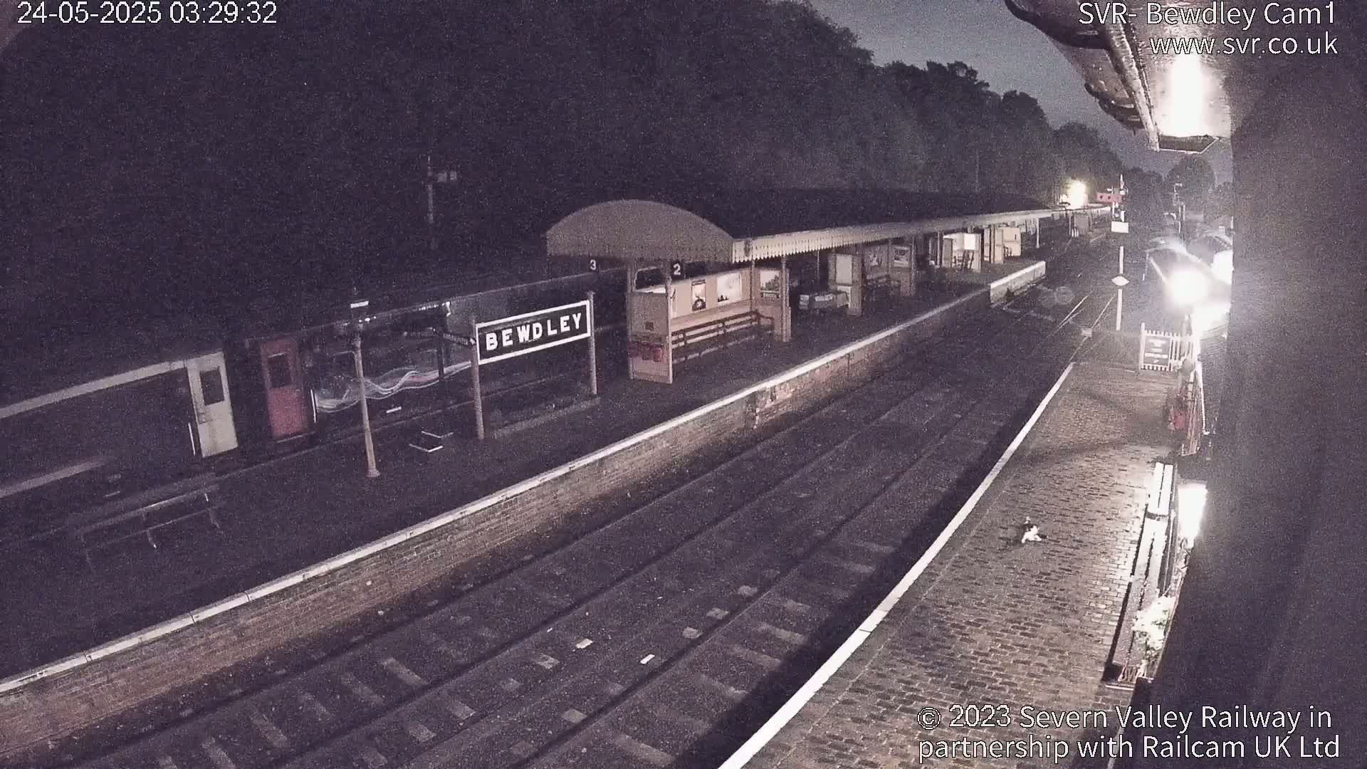 Bewdley Station İnside on the Severn Valley Railway Live Cam - Bewdley, Wyre Forest, Worcestershire, West Midlands, England, United Kingdomth on the Severn Valley Railway 2025-02-27 22:40
