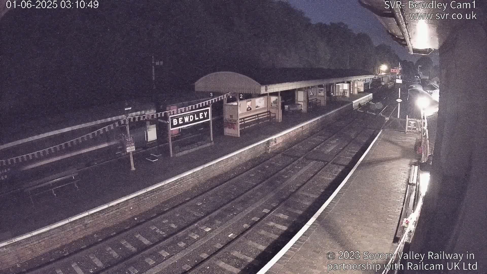 Bewdley Station İnside on the Severn Valley Railway Live Cam - Bewdley, Wyre Forest, Worcestershire, West Midlands, England, United Kingdomth on the Severn Valley Railway 2025-02-27 22:40