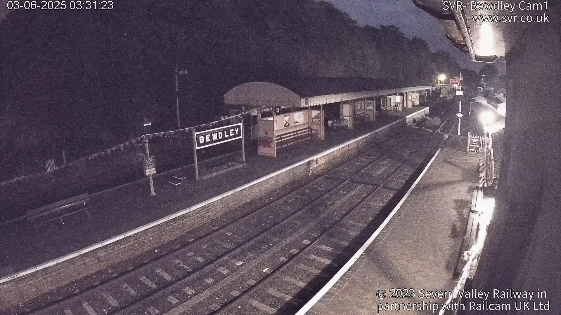 Bewdley Station İnside on the Severn Valley Railway Live Cam - Bewdley, Wyre Forest, Worcestershire, West Midlands, England, United Kingdomth on the Severn Valley Railway 2025-02-27 22:40