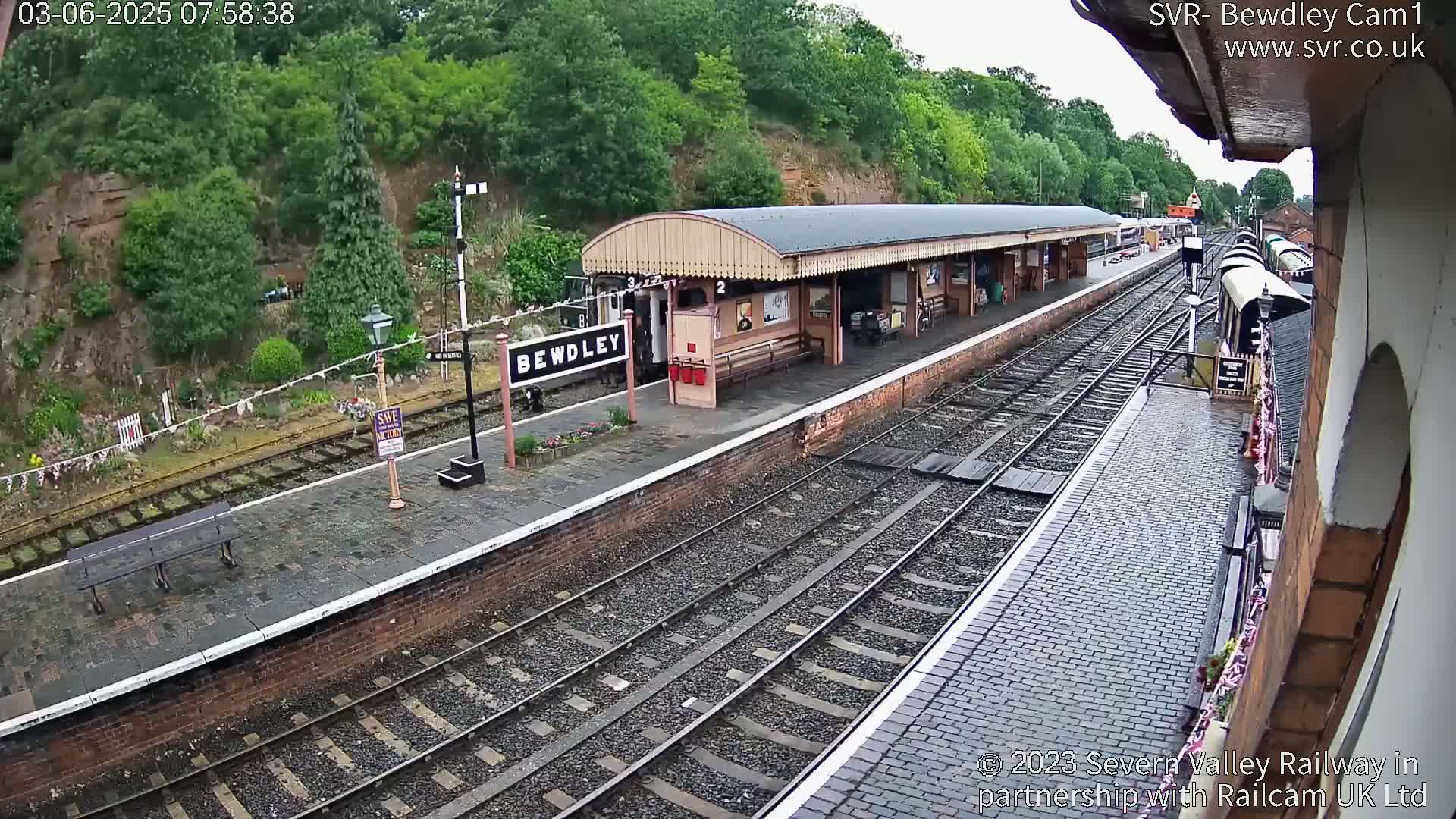 Bewdley Station İnside on the Severn Valley Railway Live Cam - Bewdley, Wyre Forest, Worcestershire, West Midlands, England, United Kingdomth on the Severn Valley Railway 2025-02-27 22:40